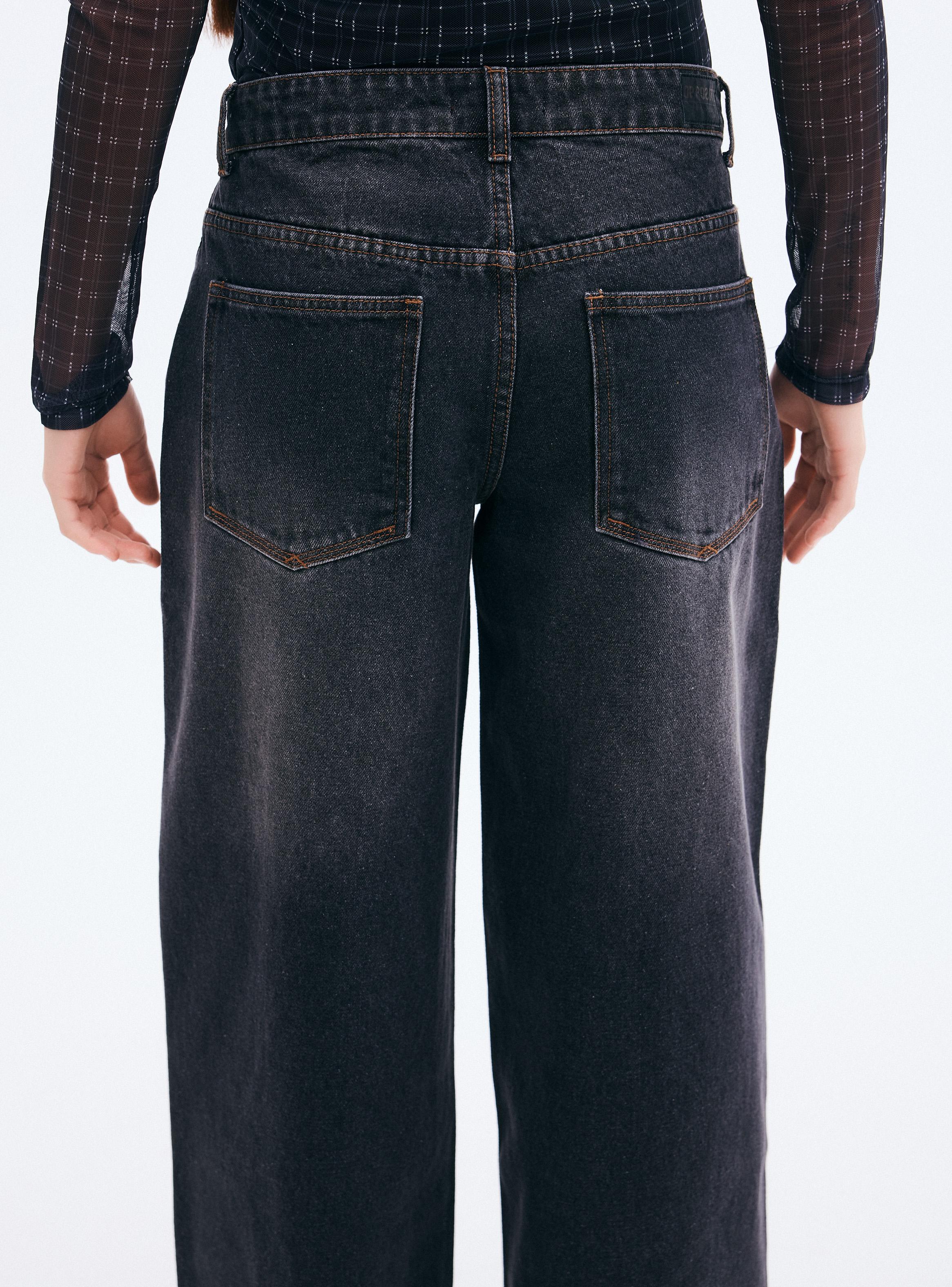 Jeans Boyfriend Tiro Bajo con Costuras Contrastantes-3