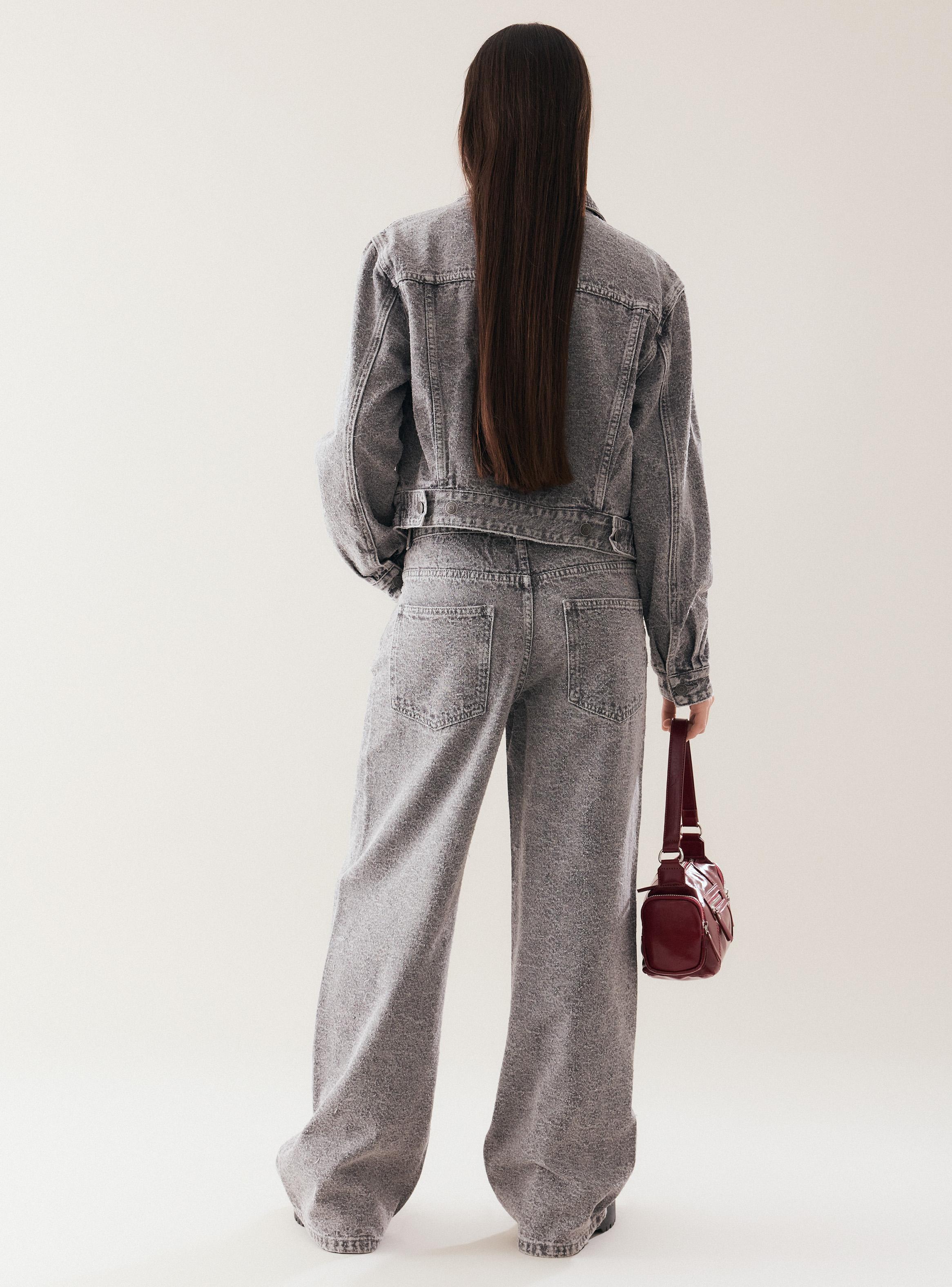 Jeans Baggy Leg Tiro Medio Tela Texturizada-5