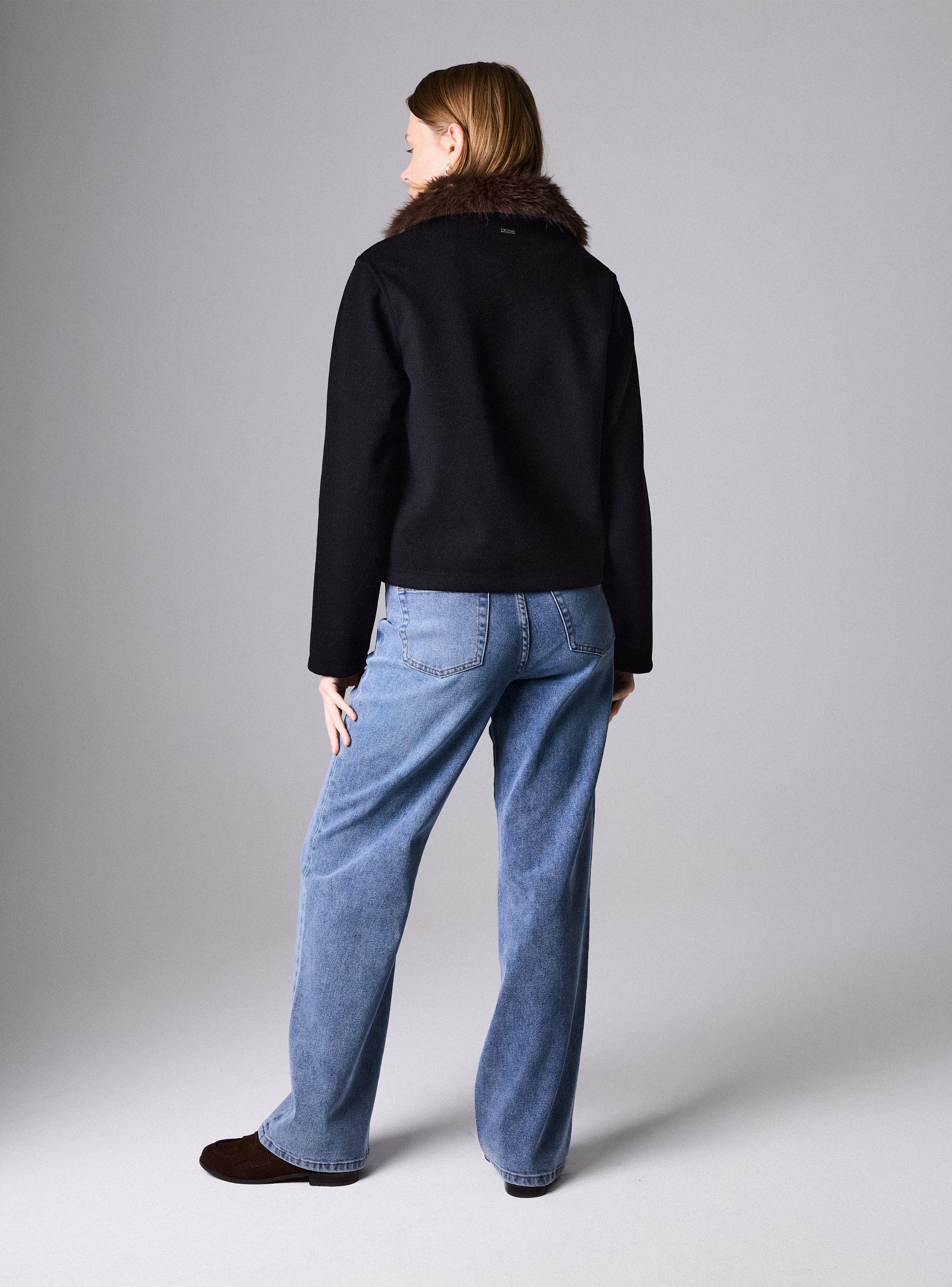 Chaqueta de Paño con Cuello de Pelo Sintético Corte Recto-5