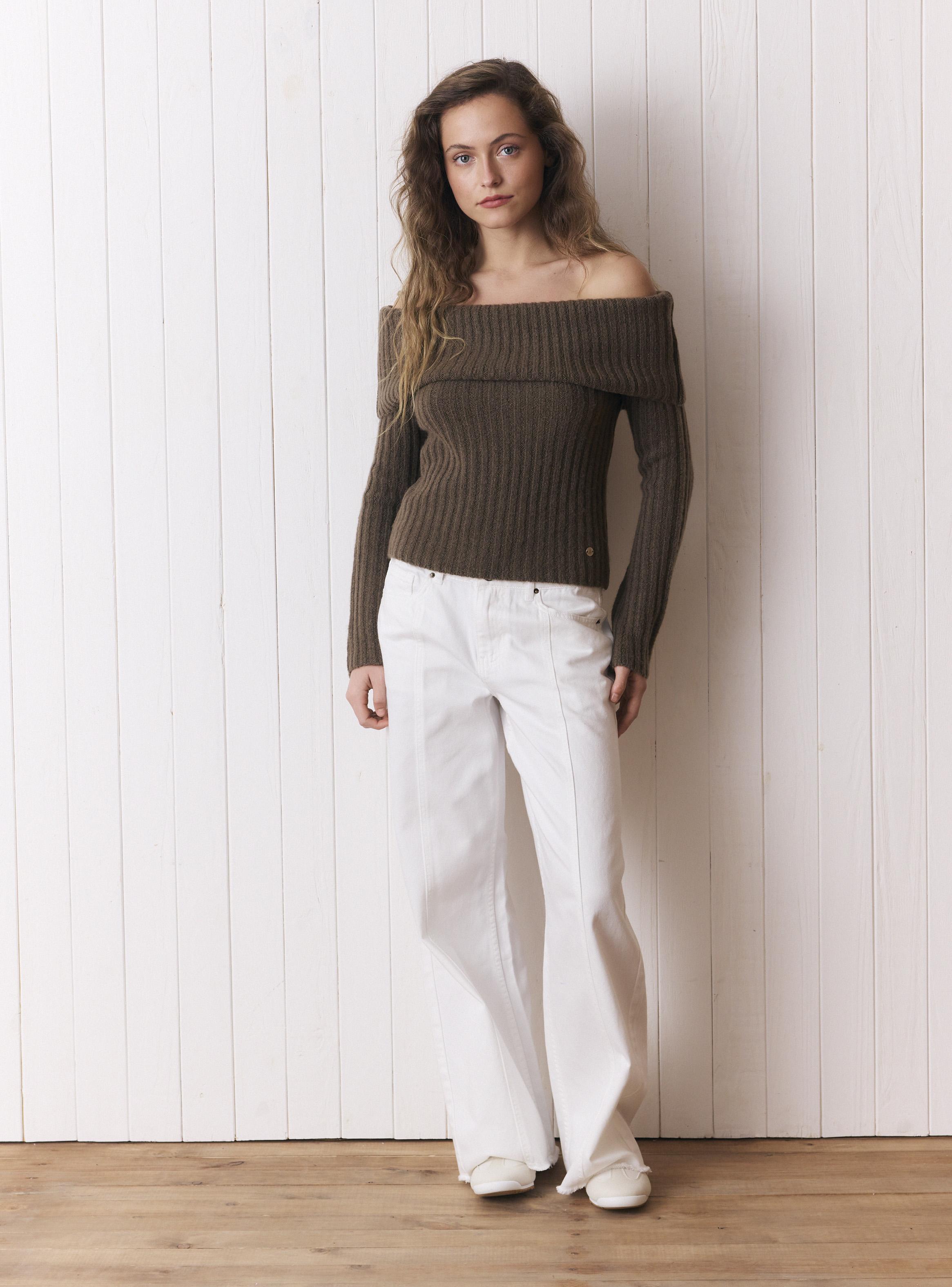 Sweater Hombros Descubiertos-4