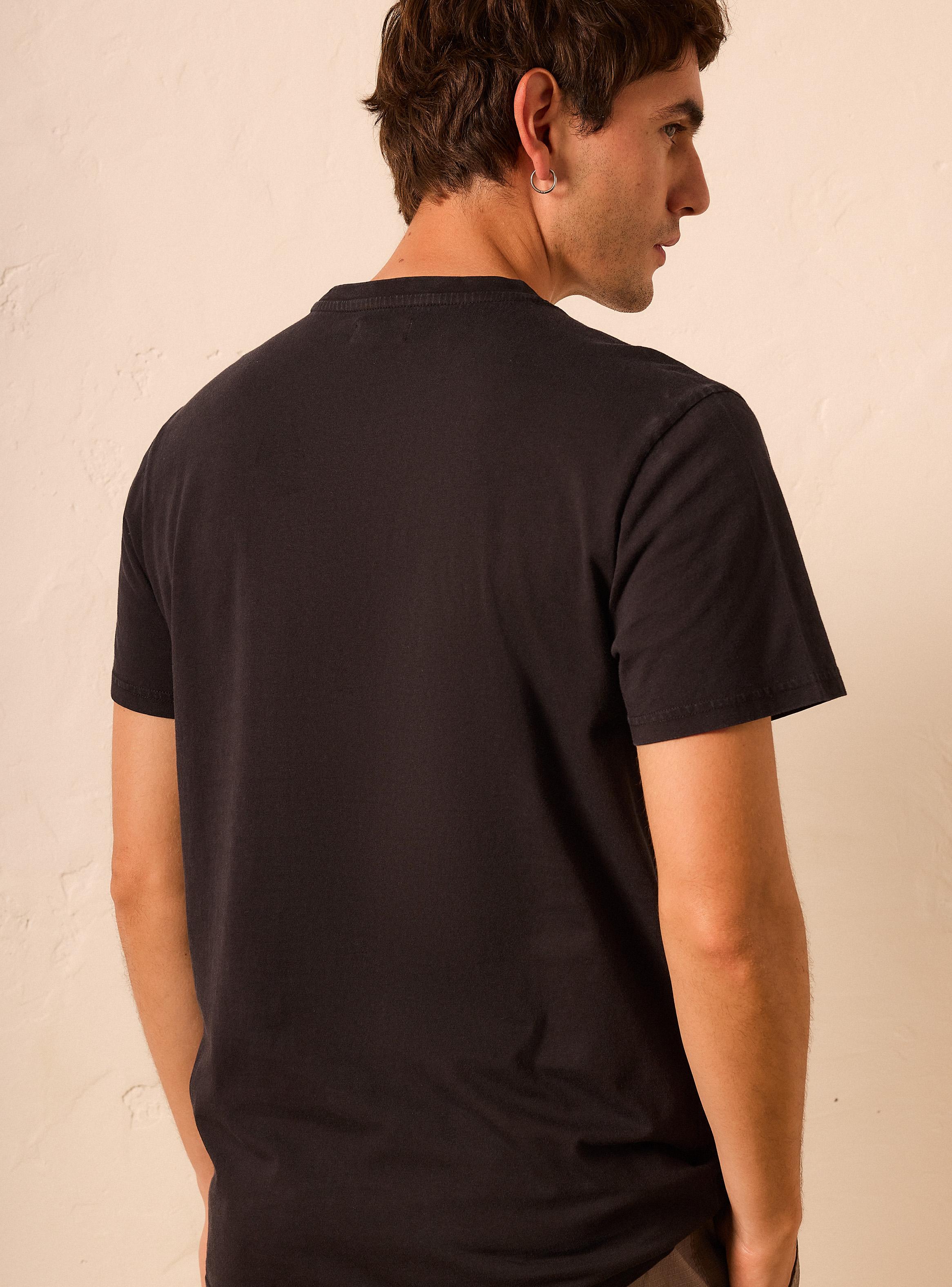Polera Manga Corta Bolsillo Frontal-3