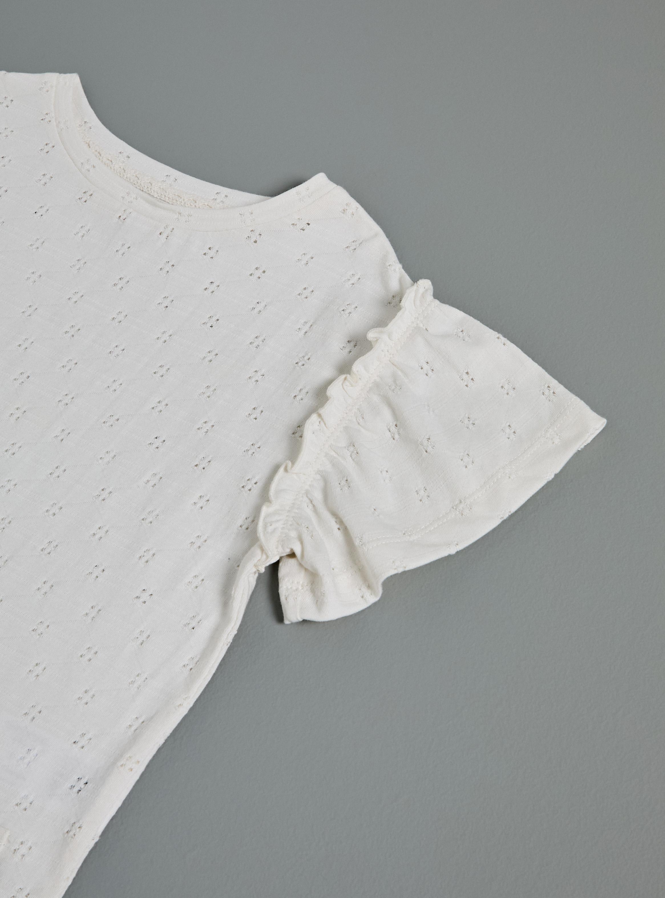 Polera Manga Recogida y Tela con Efecto Broderie Bordada-3