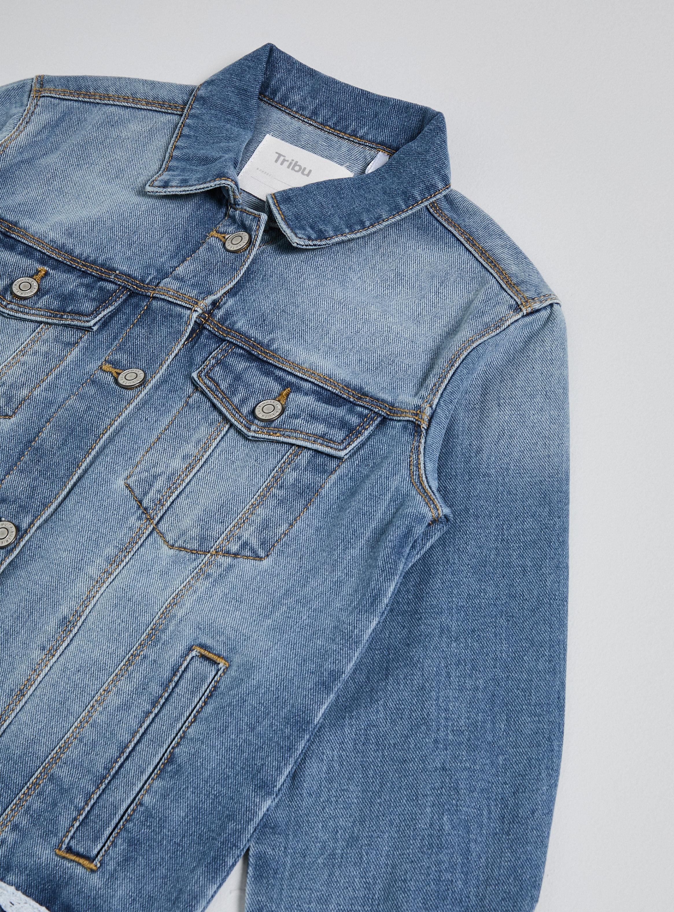Chaqueta Jeans Detalle aplicación Broderie-3