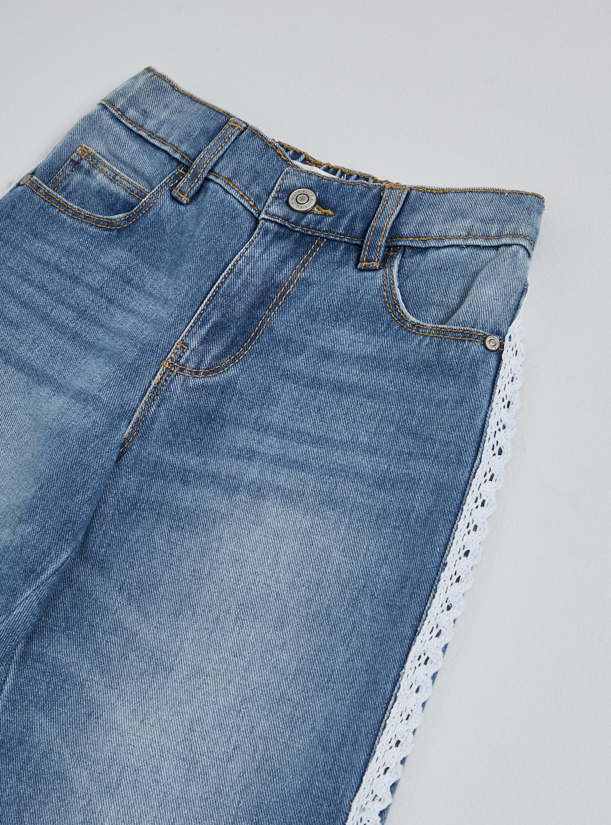 Jeans Detalles Broderie en Costados-3