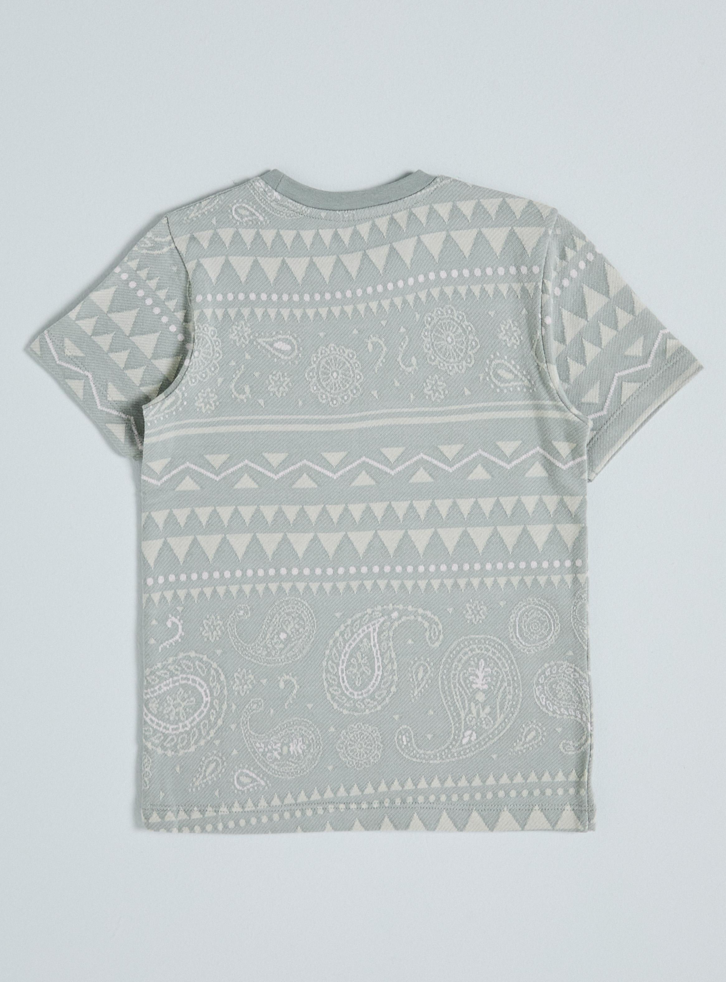 Polera Full Diseño Ornamental-2