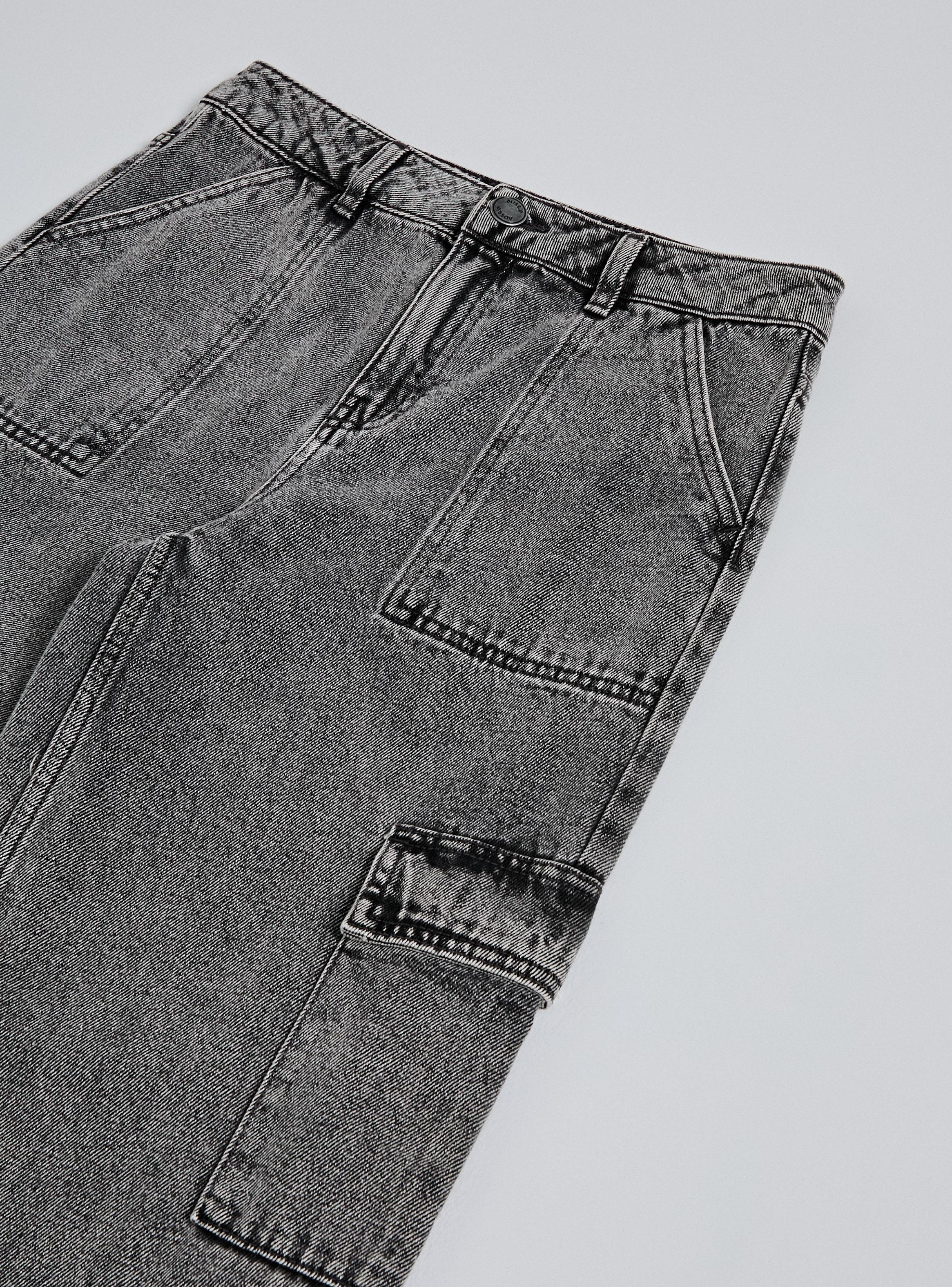 Jeans Wide Leg con Bolsillo Cargo-3