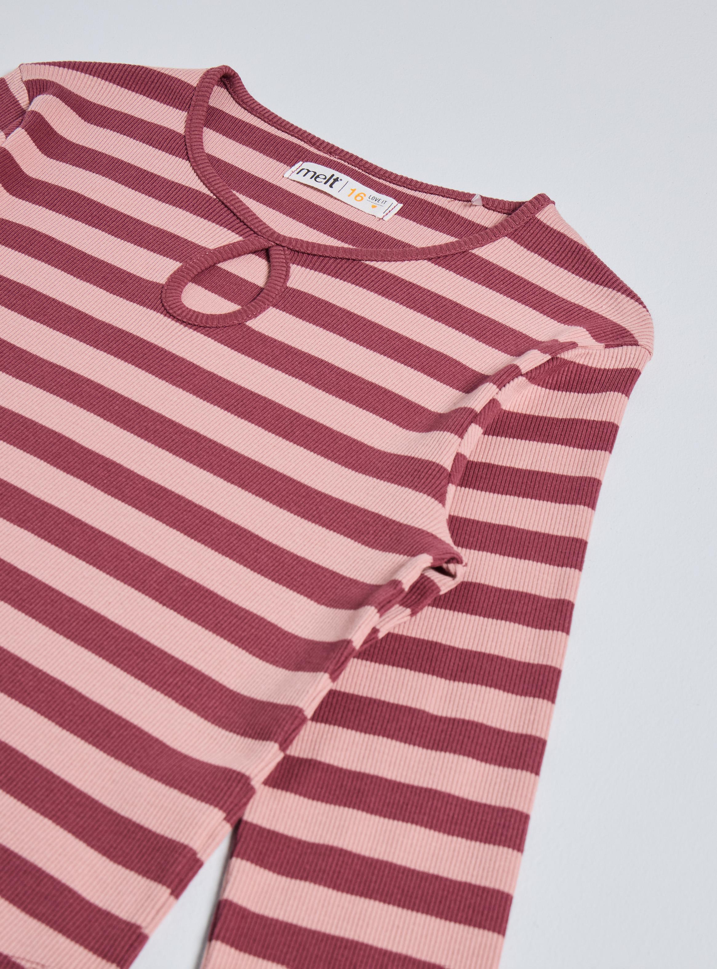 Polera Cuello Gota con Rayas-3