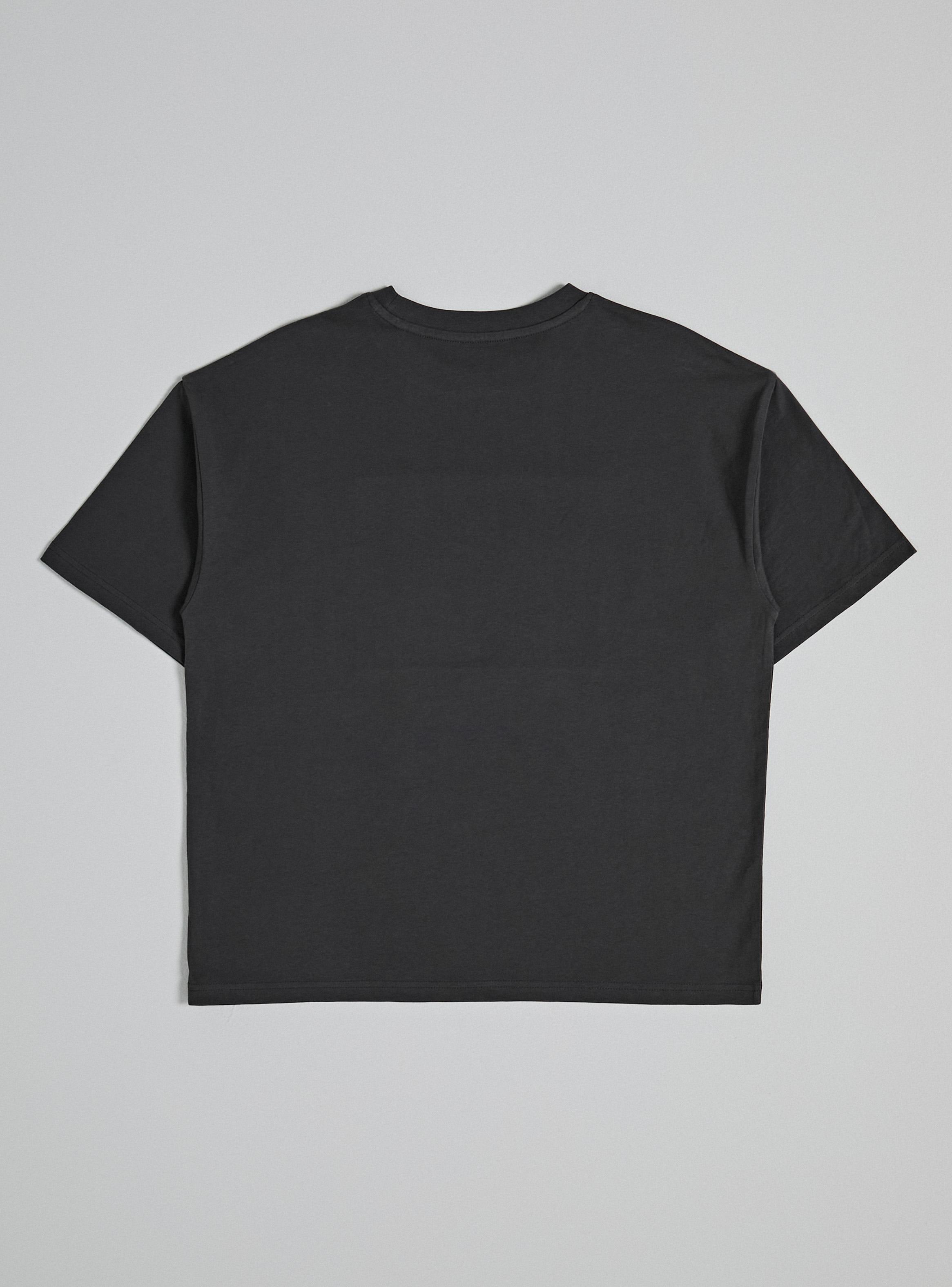 Polera Parche Frontal Estampado Deportivo-2