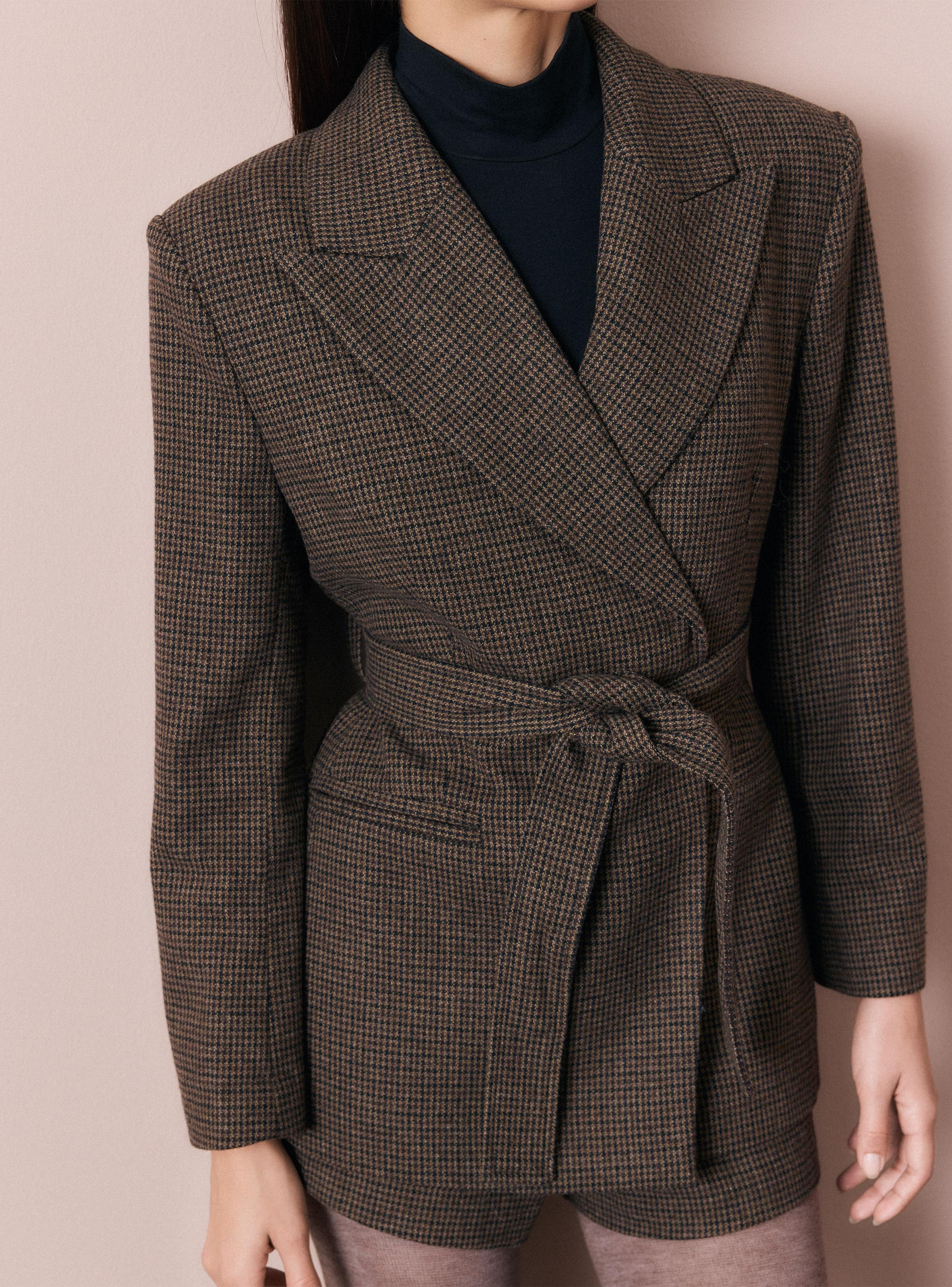 Blazer Cuadros con Cinturón Contiene Lana-3