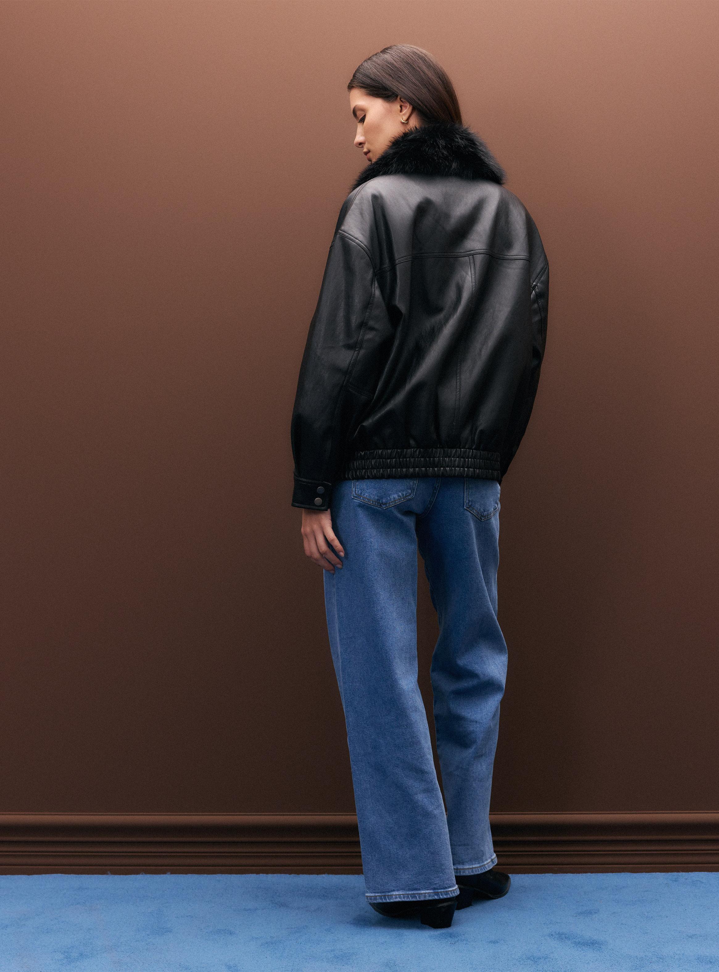 Chaqueta Tipo Bomber Efecto Cuero y Bolsillos Utilitarios-5