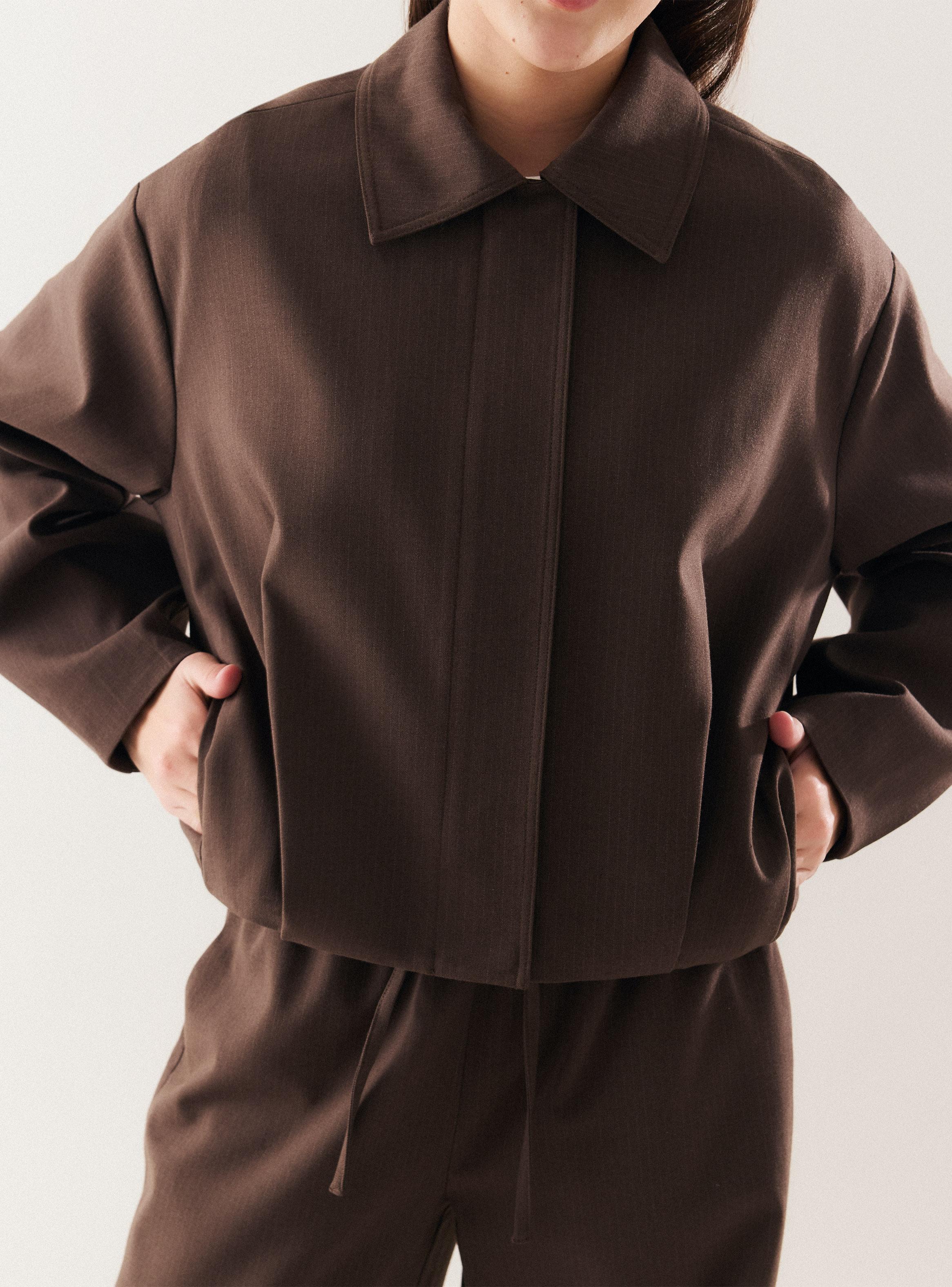 Chaqueta Oversize con Cierre Frontal y Cuello Camisero-2