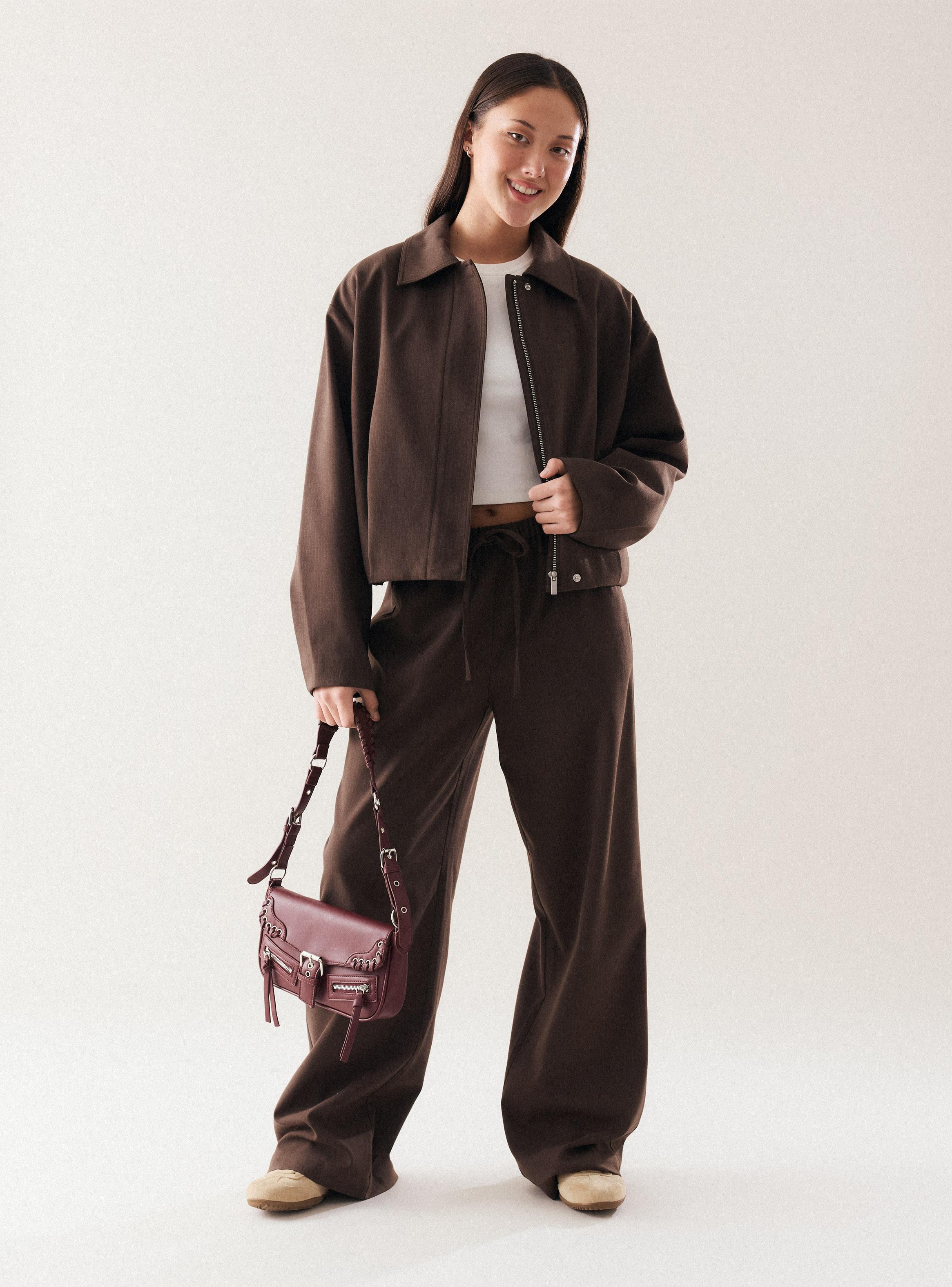 Chaqueta Oversize con Cierre Frontal y Cuello Camisero-4