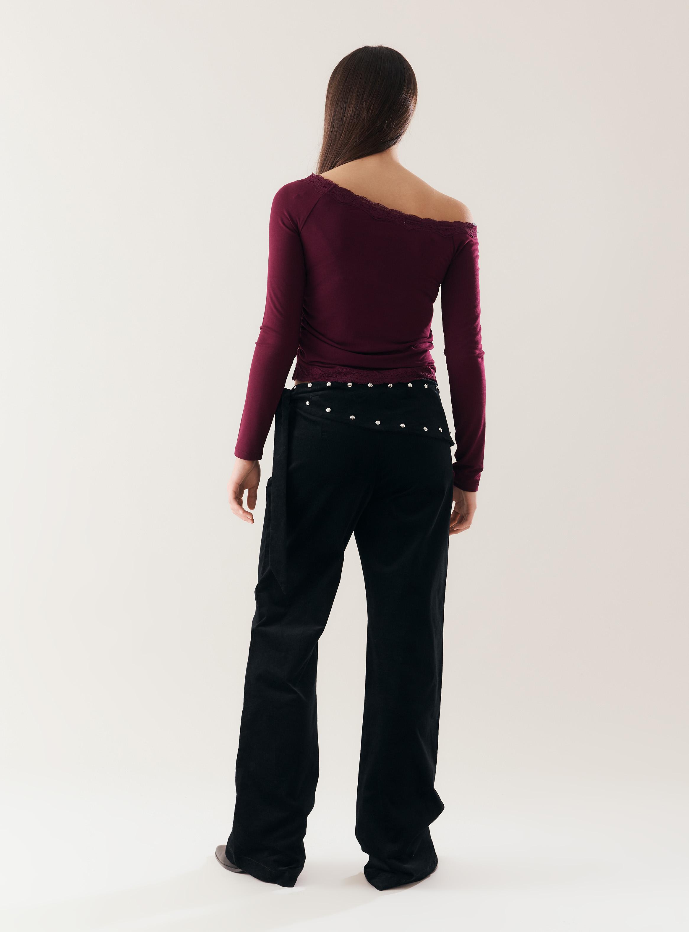 Pantalón Straight con Tachas Plateadas-5