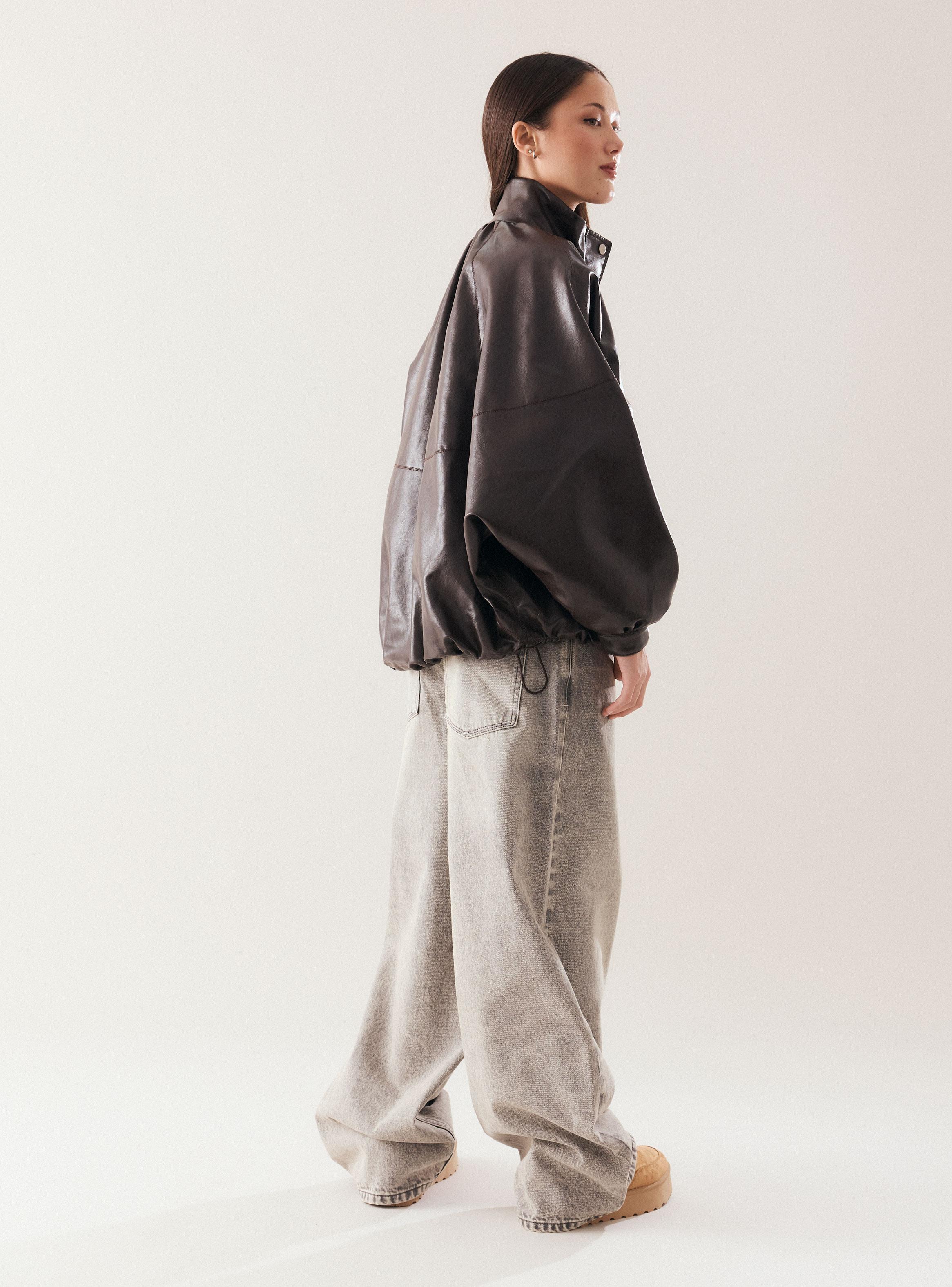 Chaqueta Oversize Cuello Alto con Botones Metálicos-5