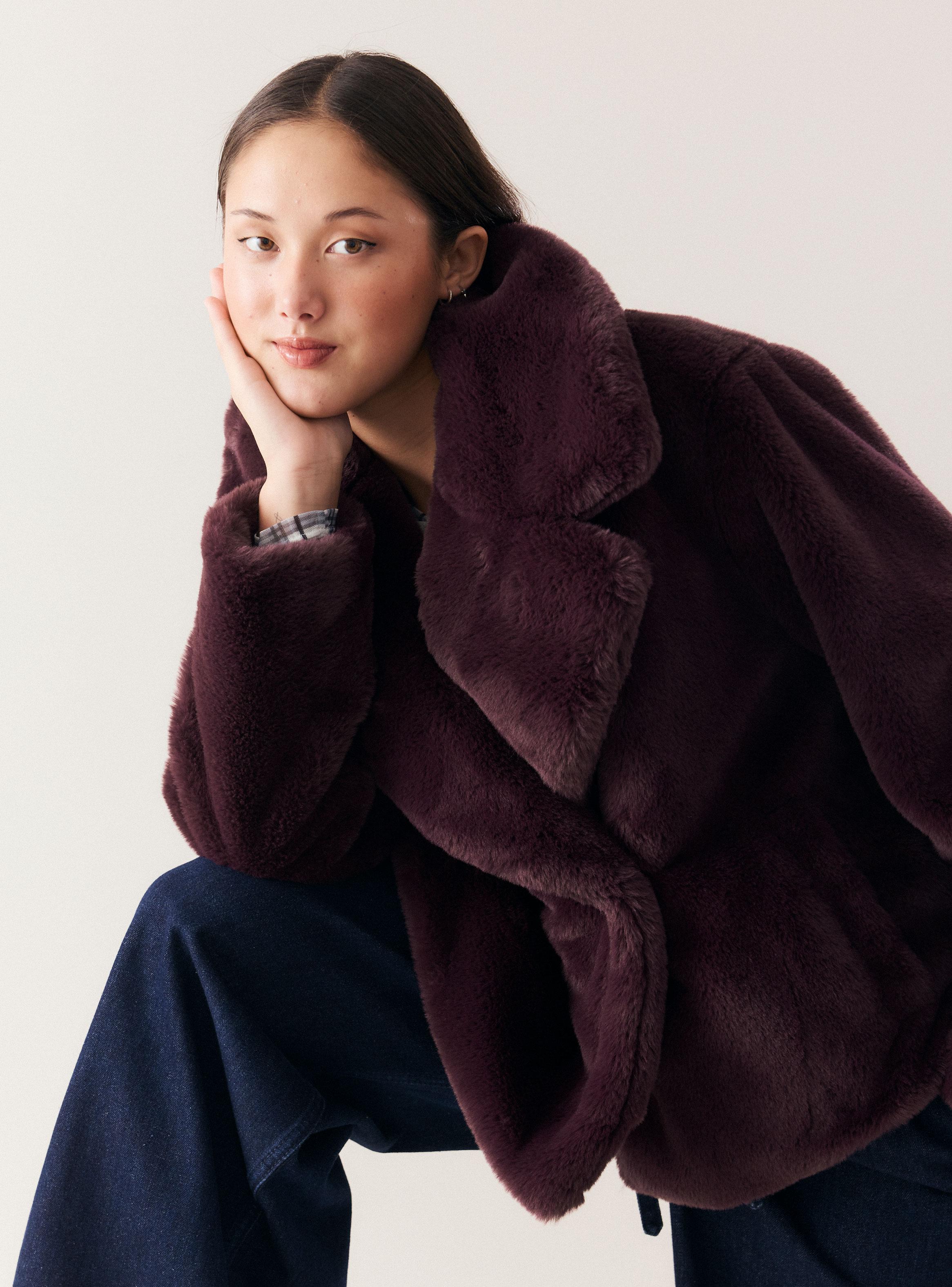 Chaqueta Peluda Oversize con Solapas Amplias-2