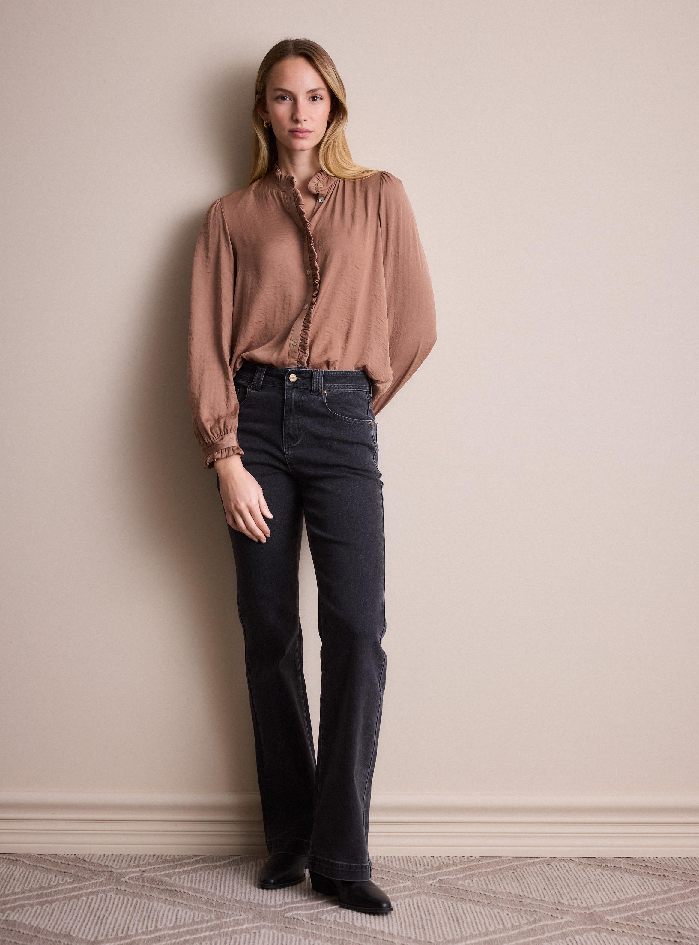 Blusa Satinada con Detalle de Vuelo-4