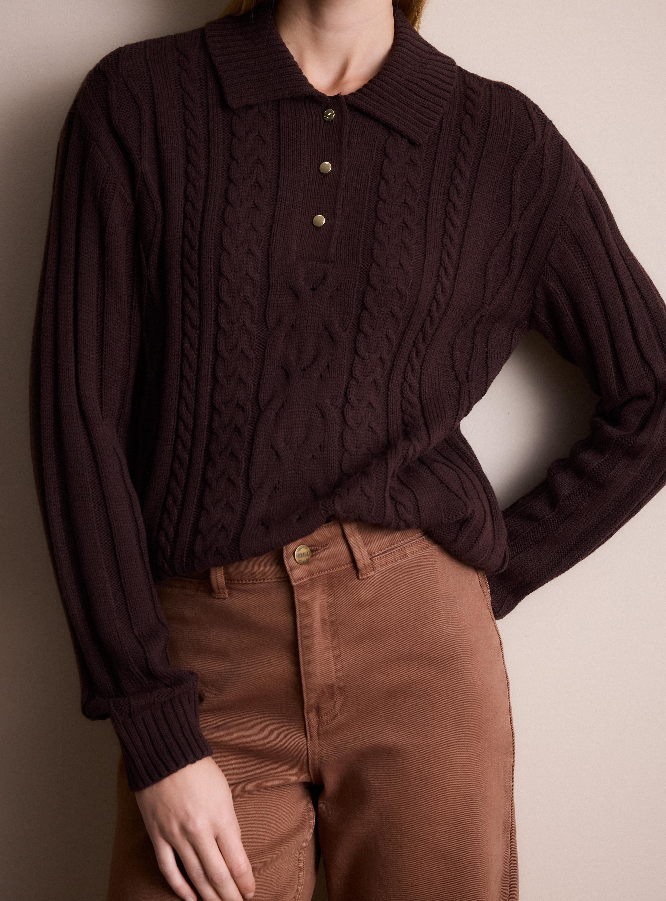 Sweater Trenzado Escote V y Cuello-2