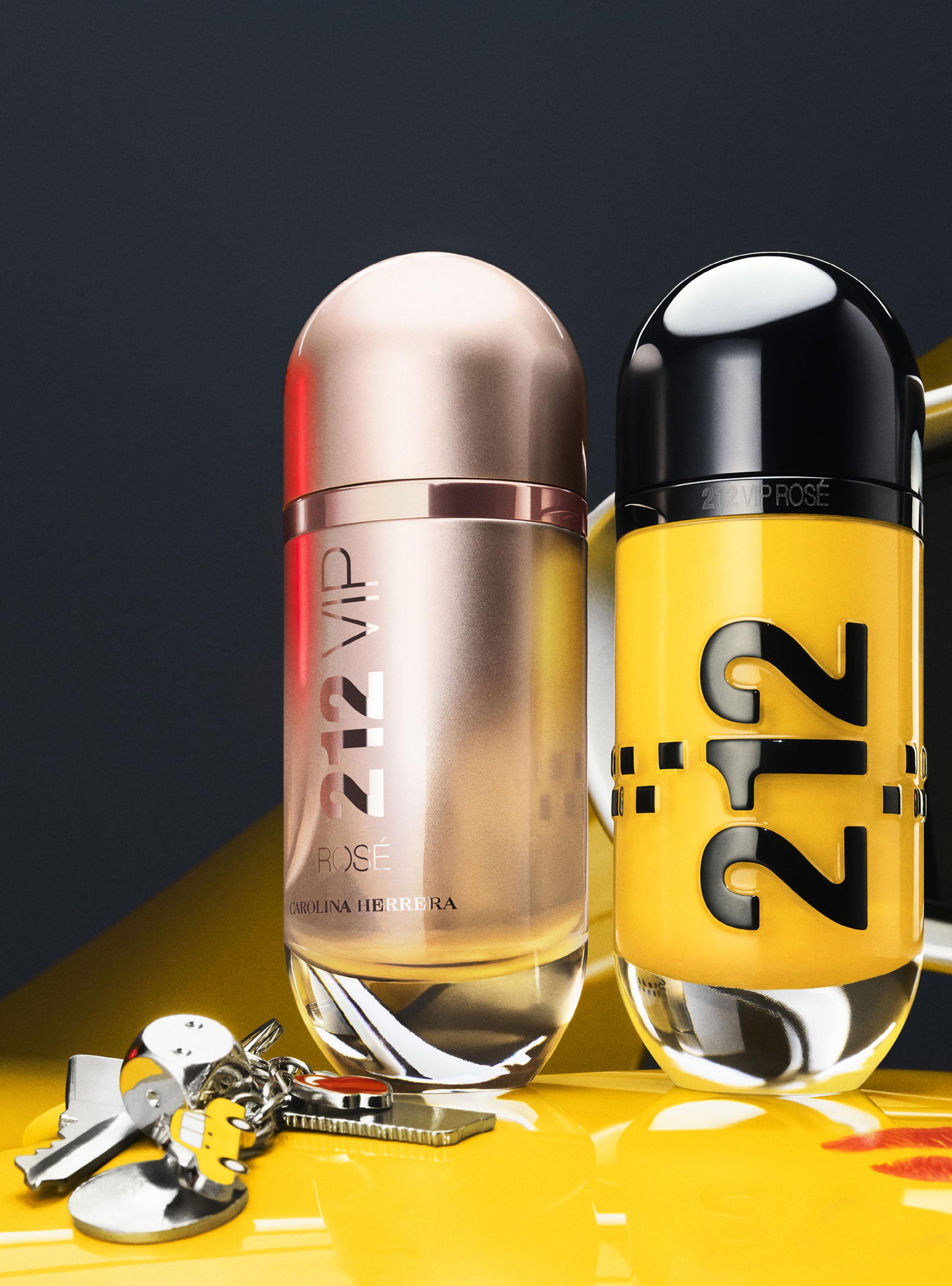 Perfume 212 VIP Rosé 212 Cab Edición Limitada EDP Mujer 80 ml-4