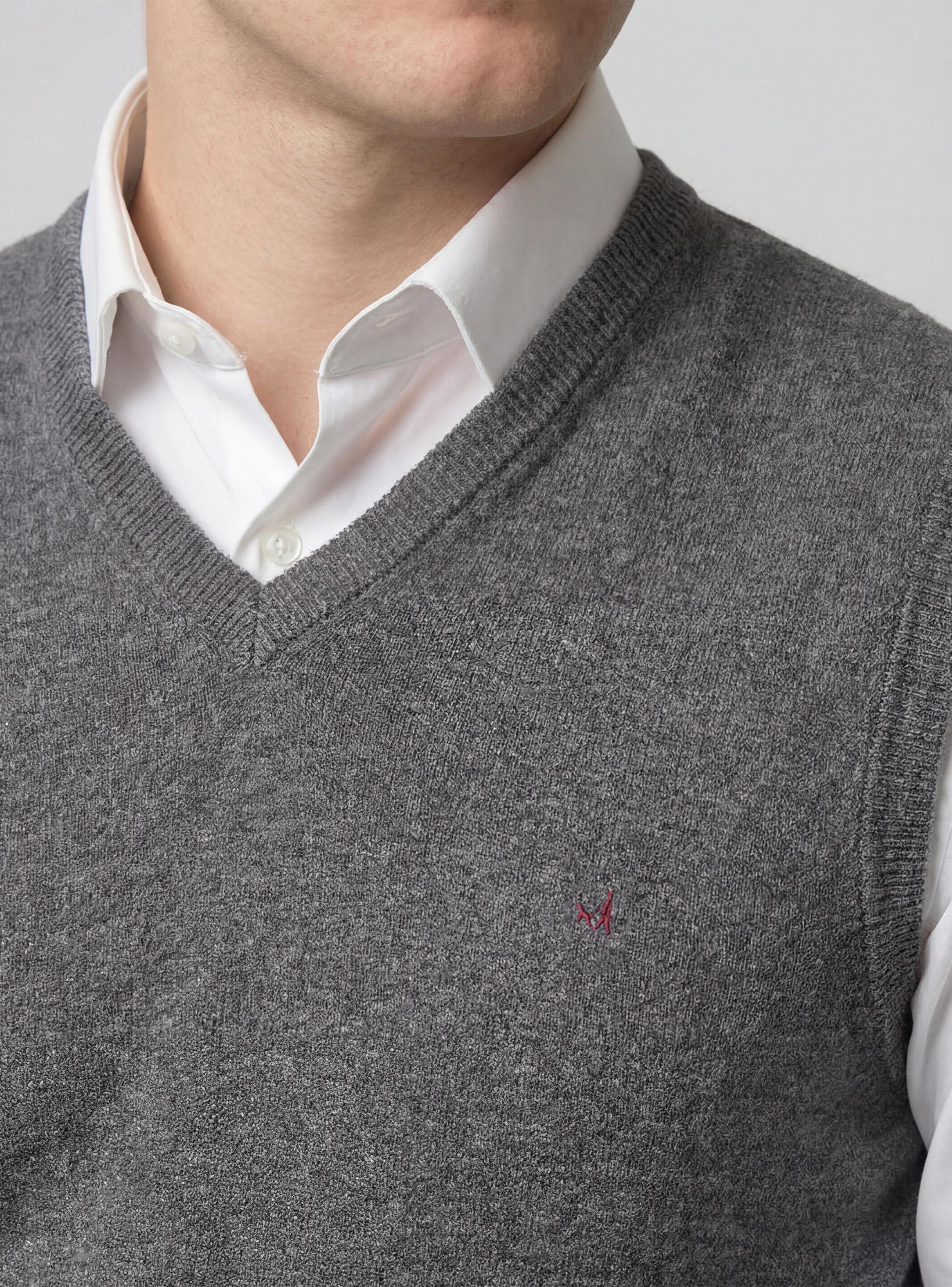 Sweater Sin Mangas Liso Cuello V Merino-2