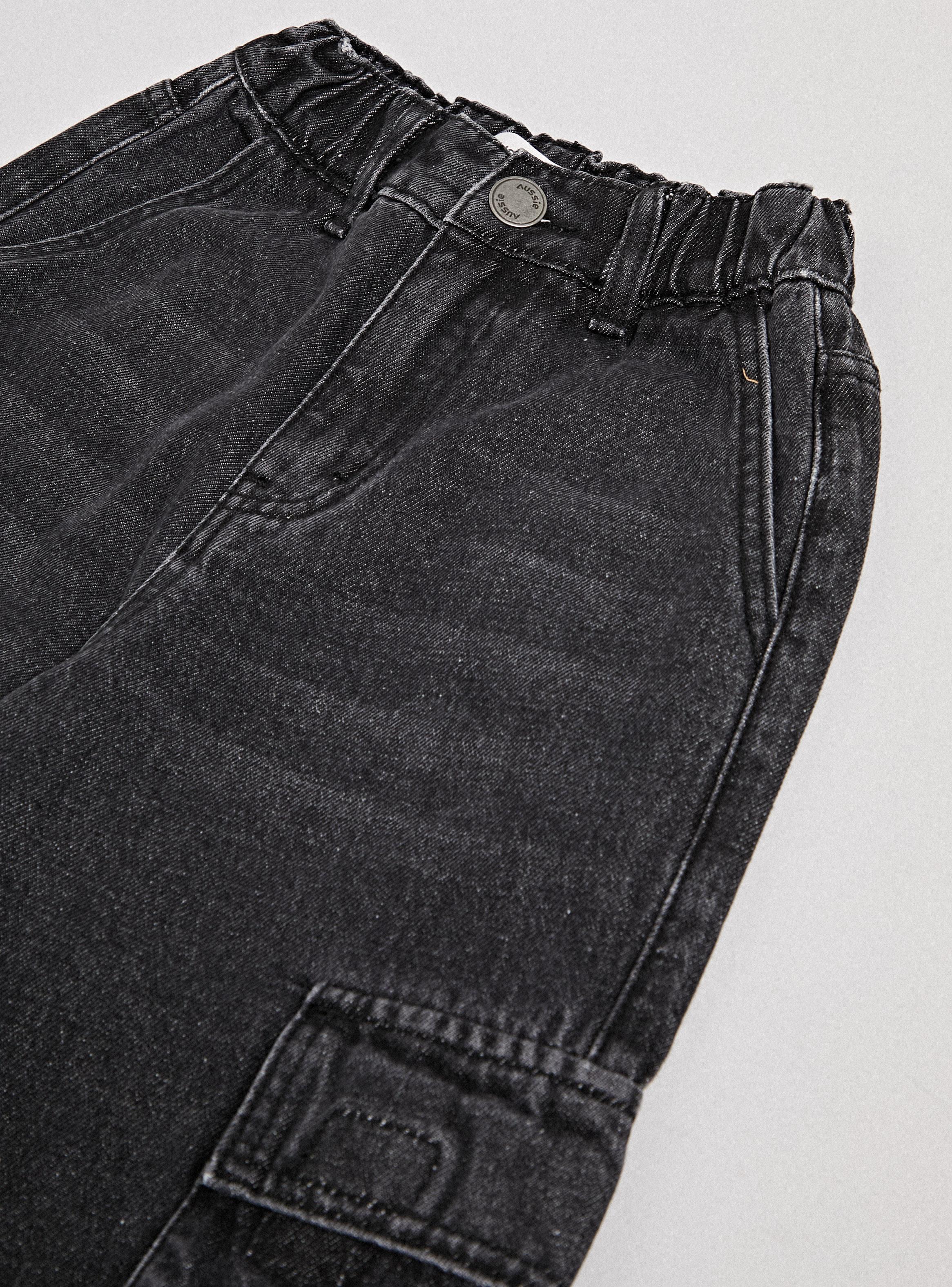 Jeans Bolsillo Cargo Detalle Desteñido-3
