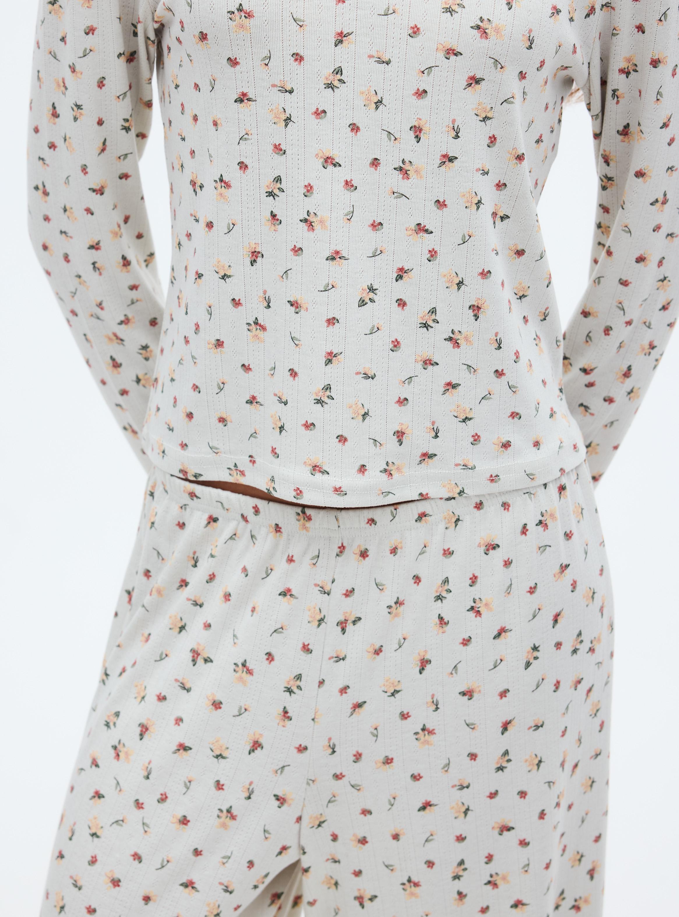 Pijama Estampado con Detalle de Botones-3