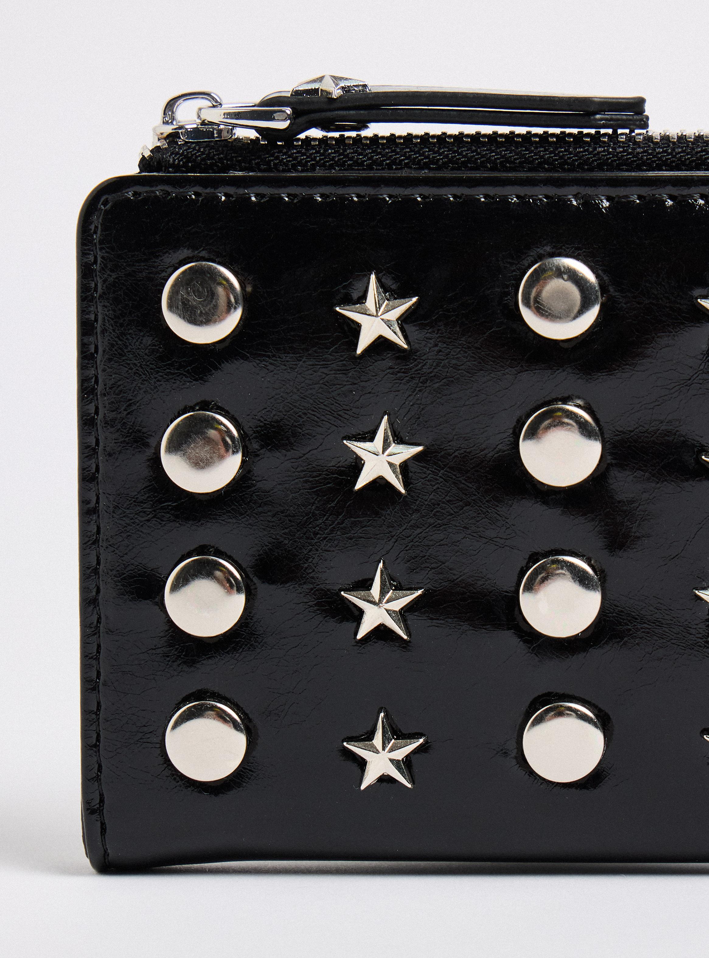 Billetera Filas Tachas con Estrellas-3