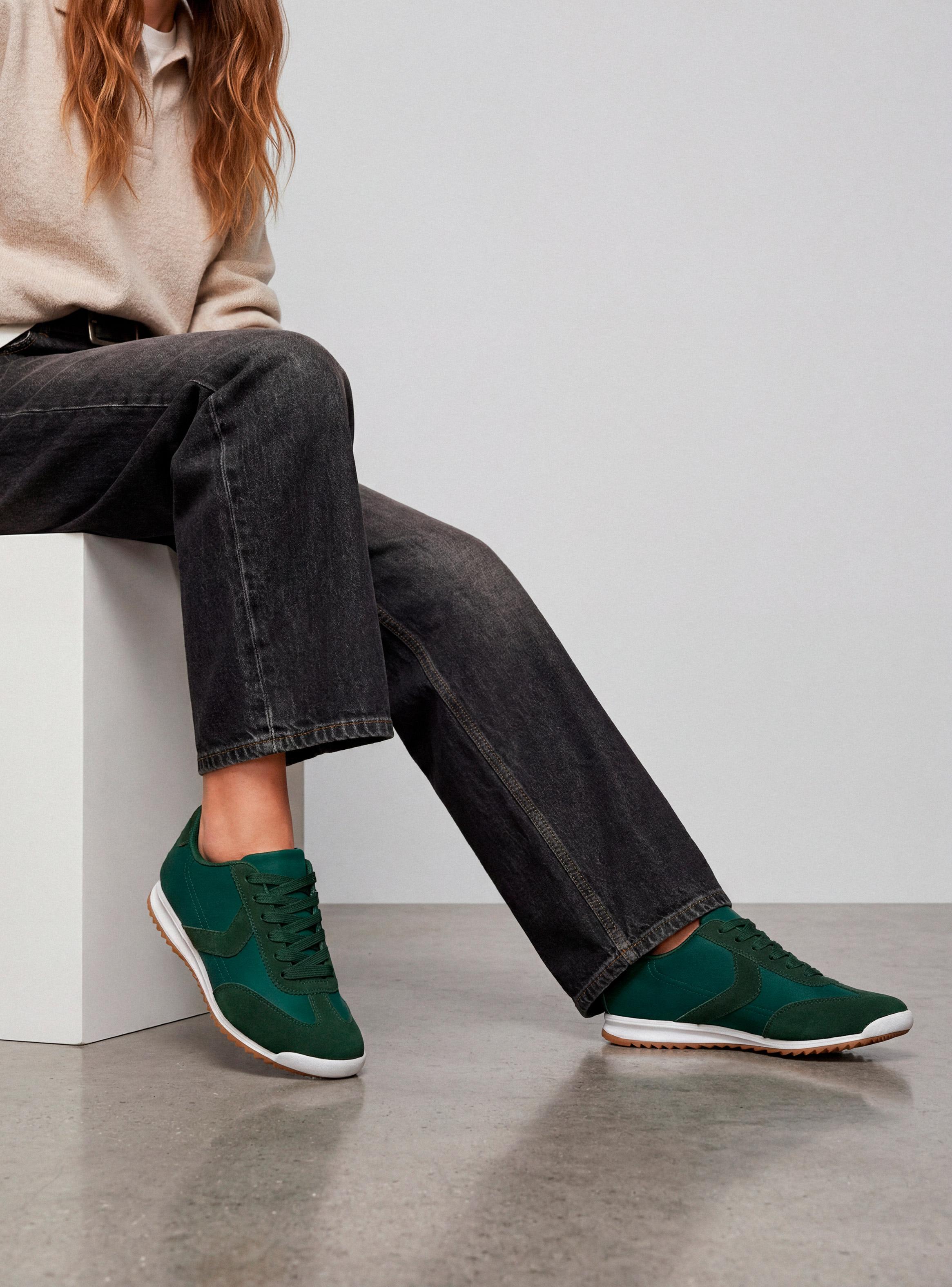 Zapatilla Urbana Retro Mujer-0