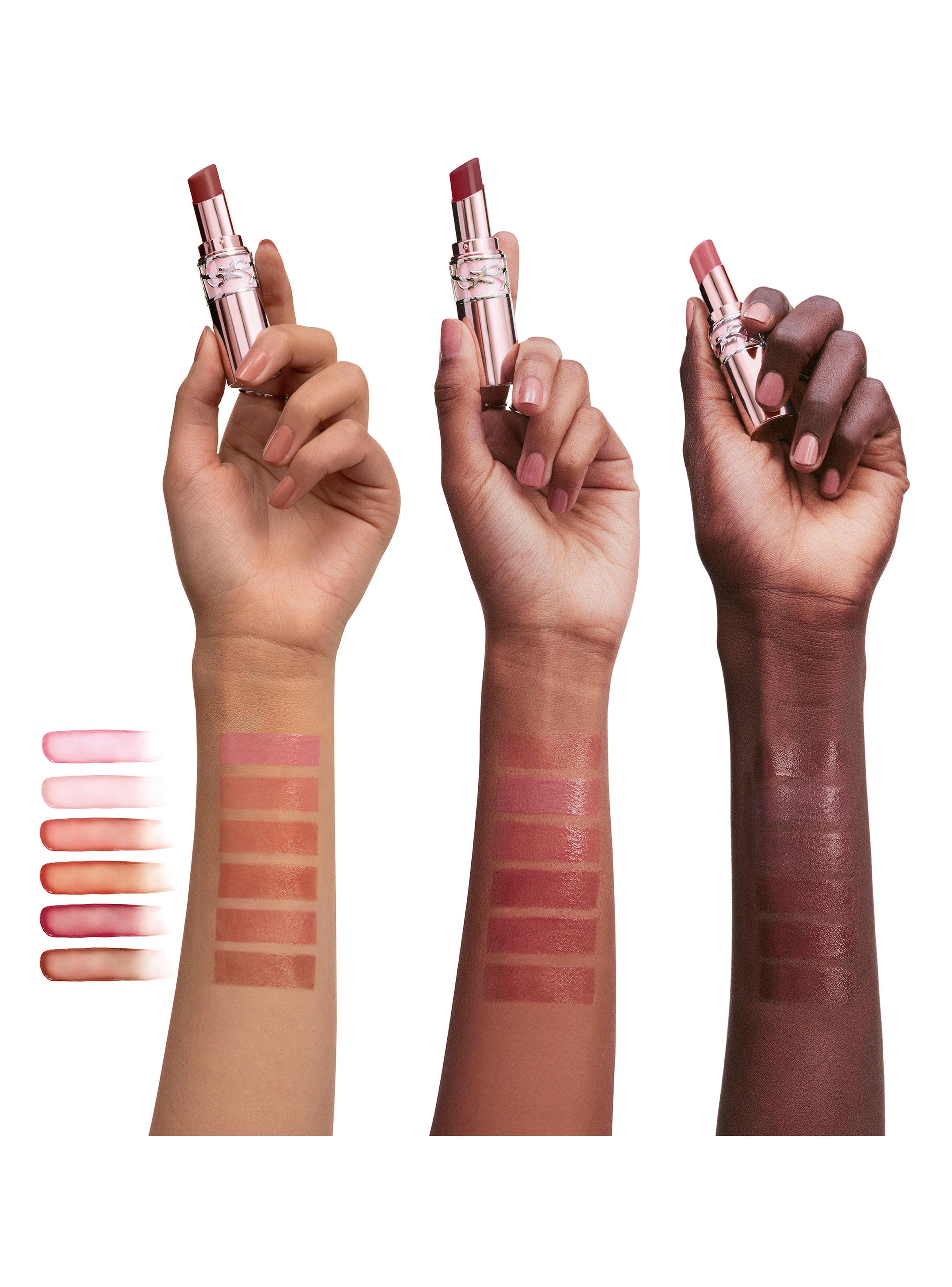 Brillo Labial YSL Loveshine Candy Glaze 15 Showcasing Nude Yves Saint Laurent-4