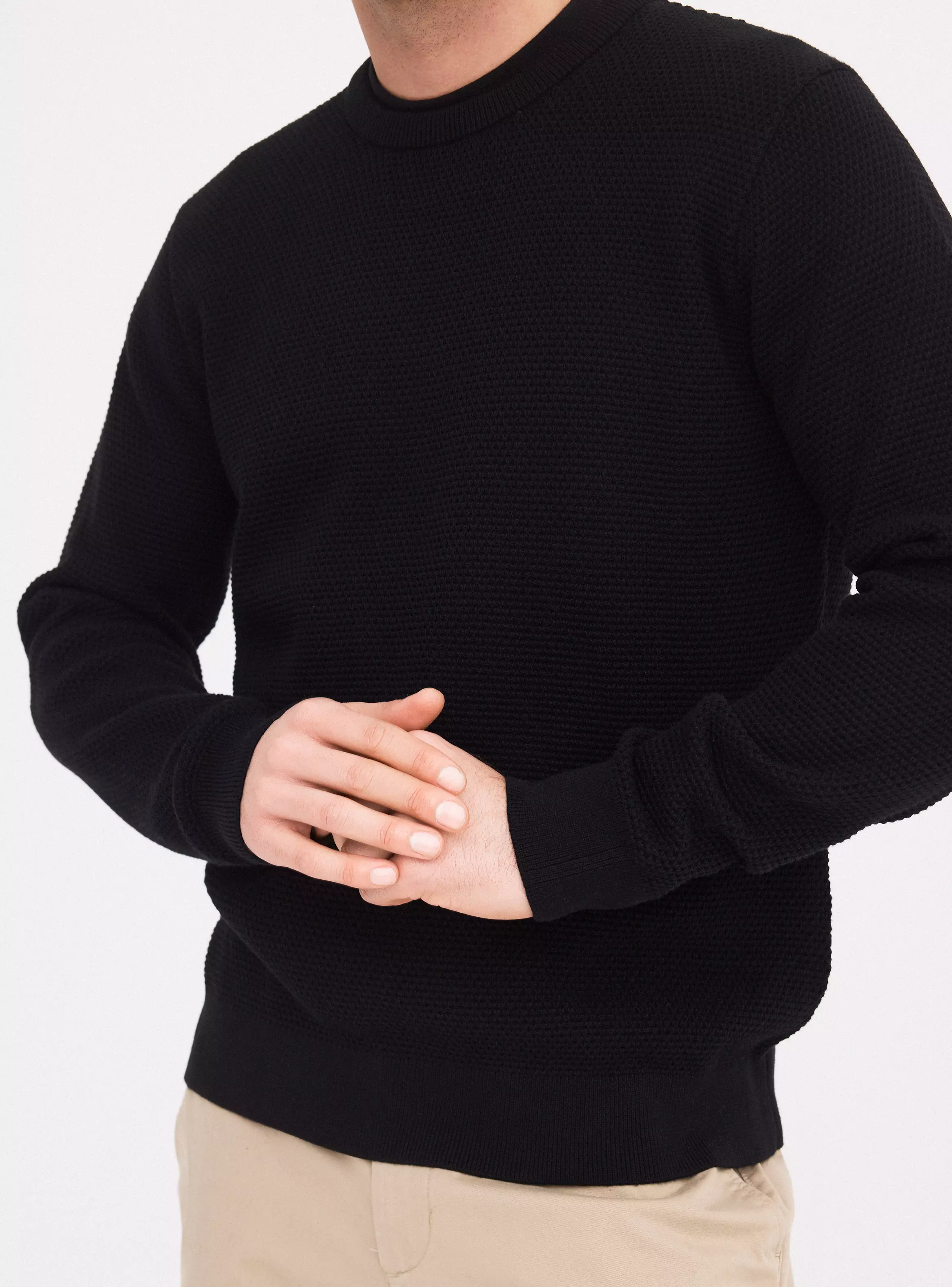 Sweater Cuello Redondo Sólido-3
