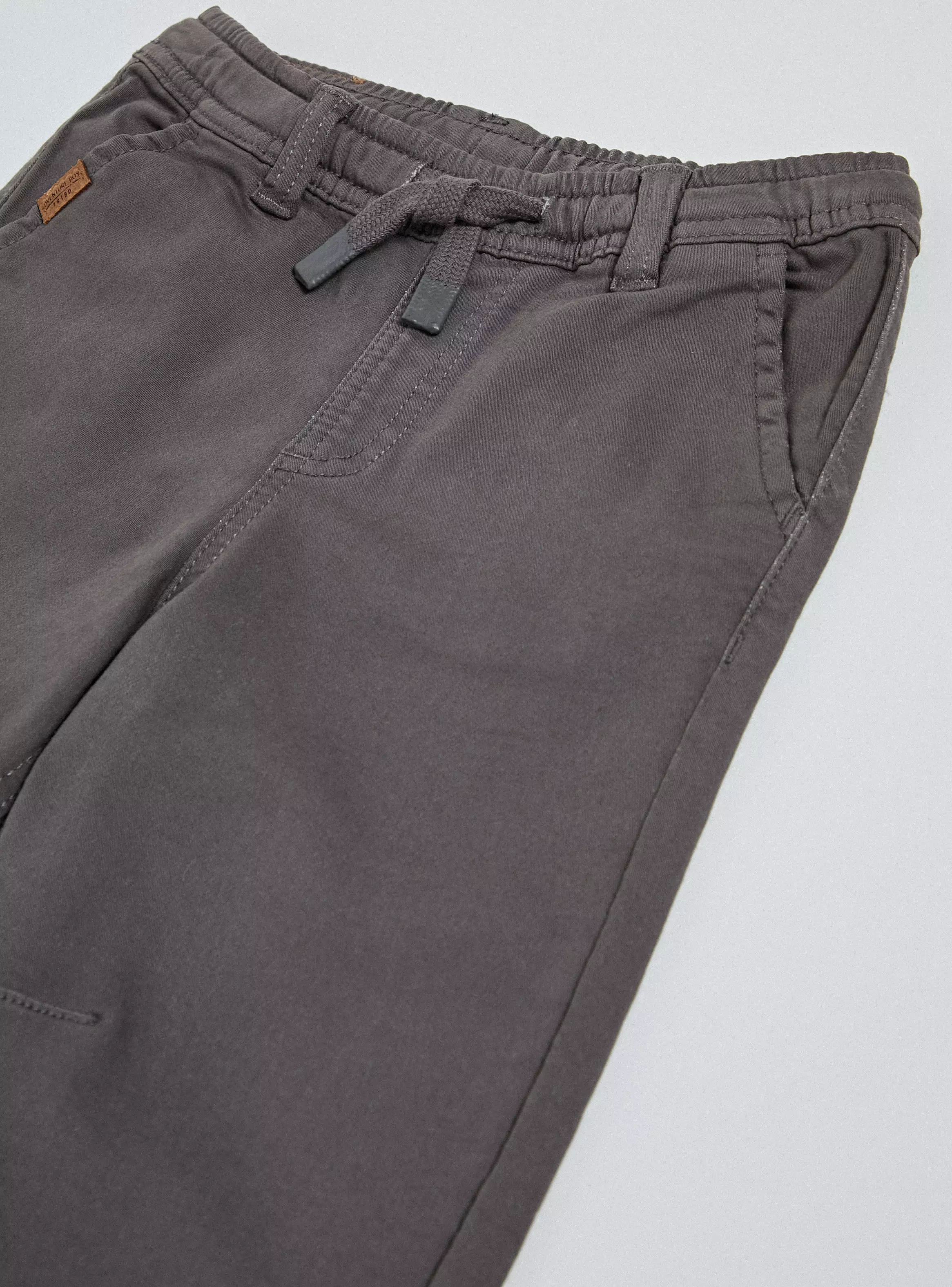 Pantalón Fit Suelto con Cordones Color-3
