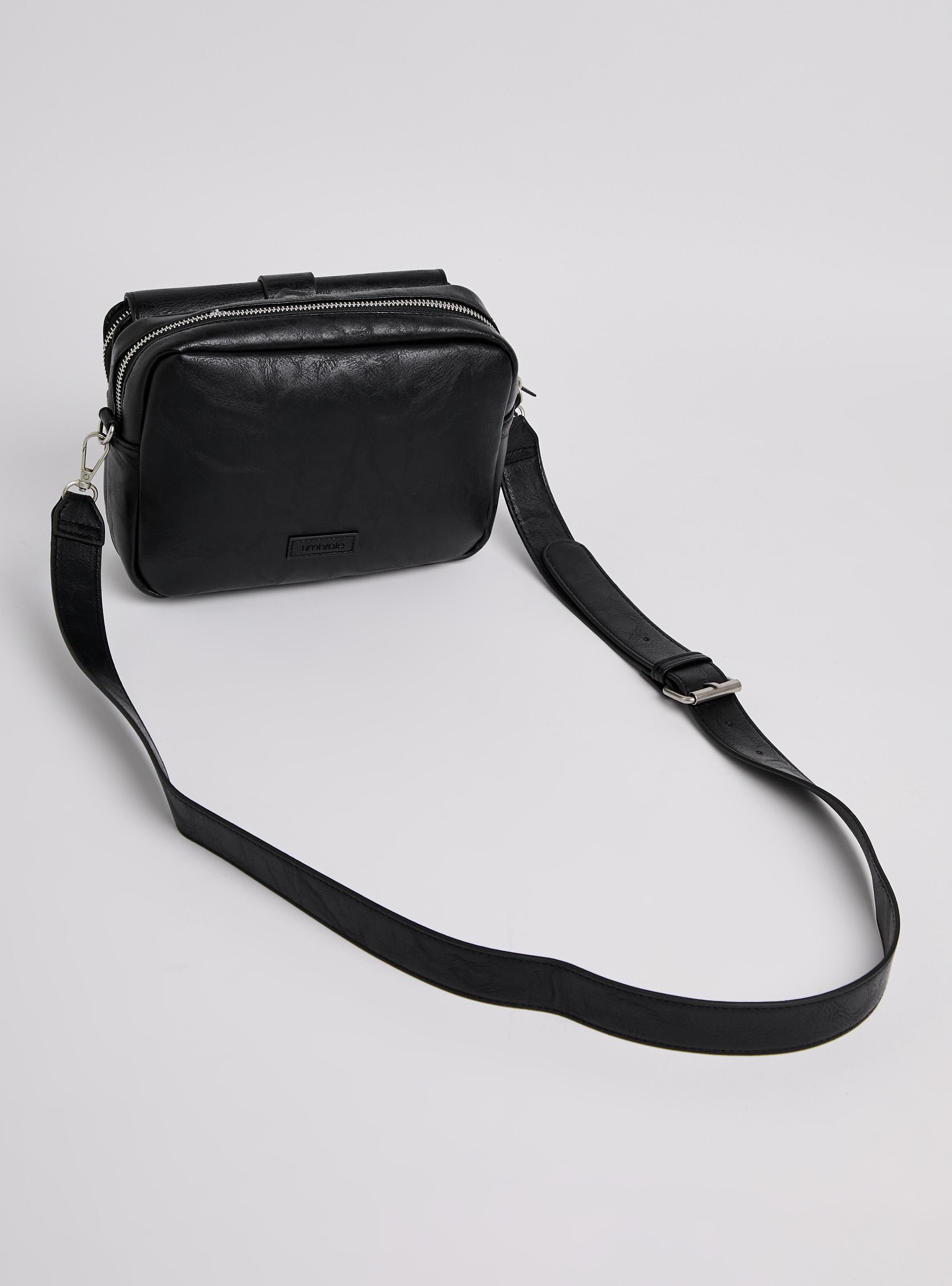 Cartera Crossbody con Hebilla y Tachas Metálicas-4