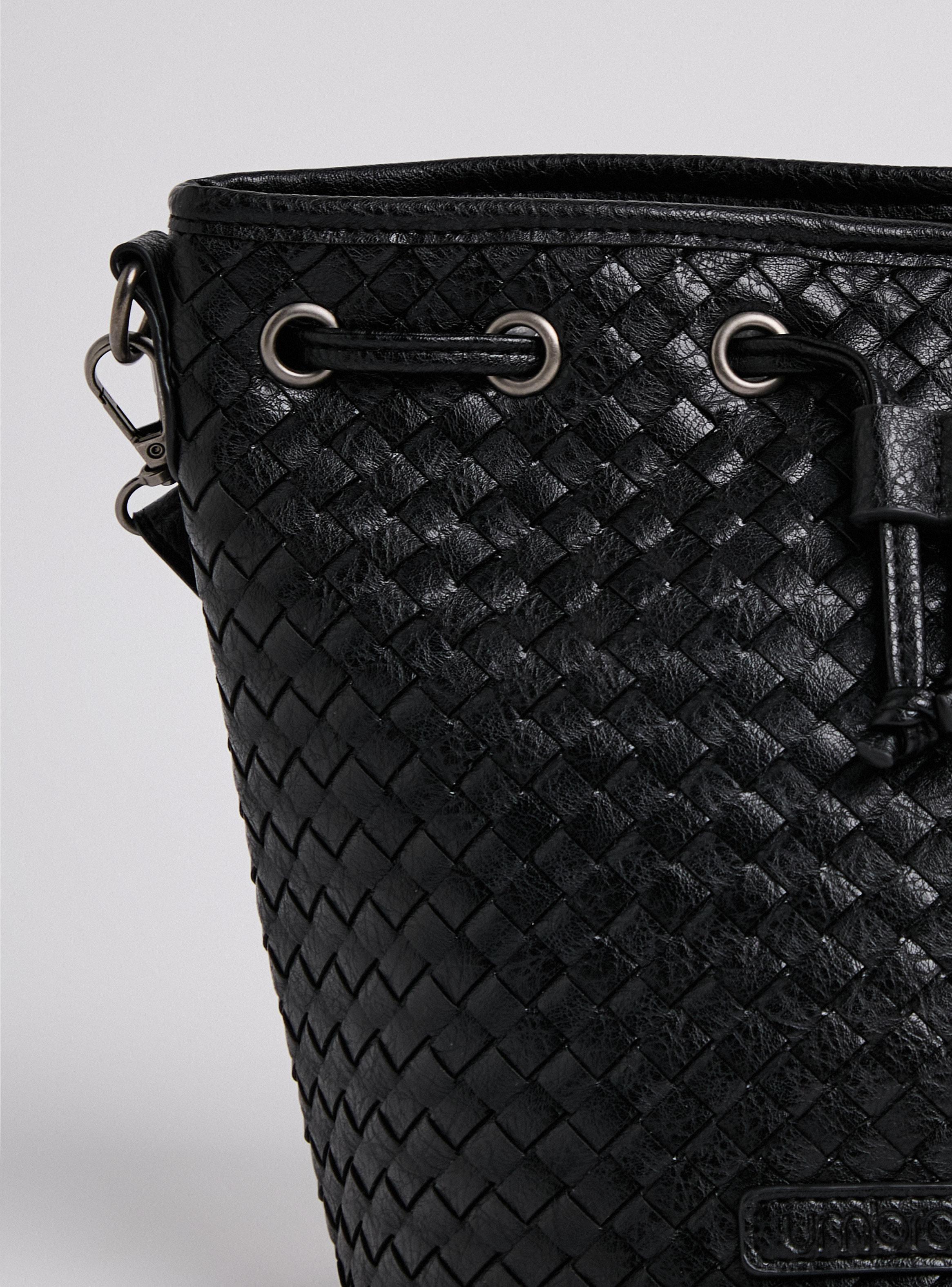 Cartera de Hombro con Correas e Imán-4