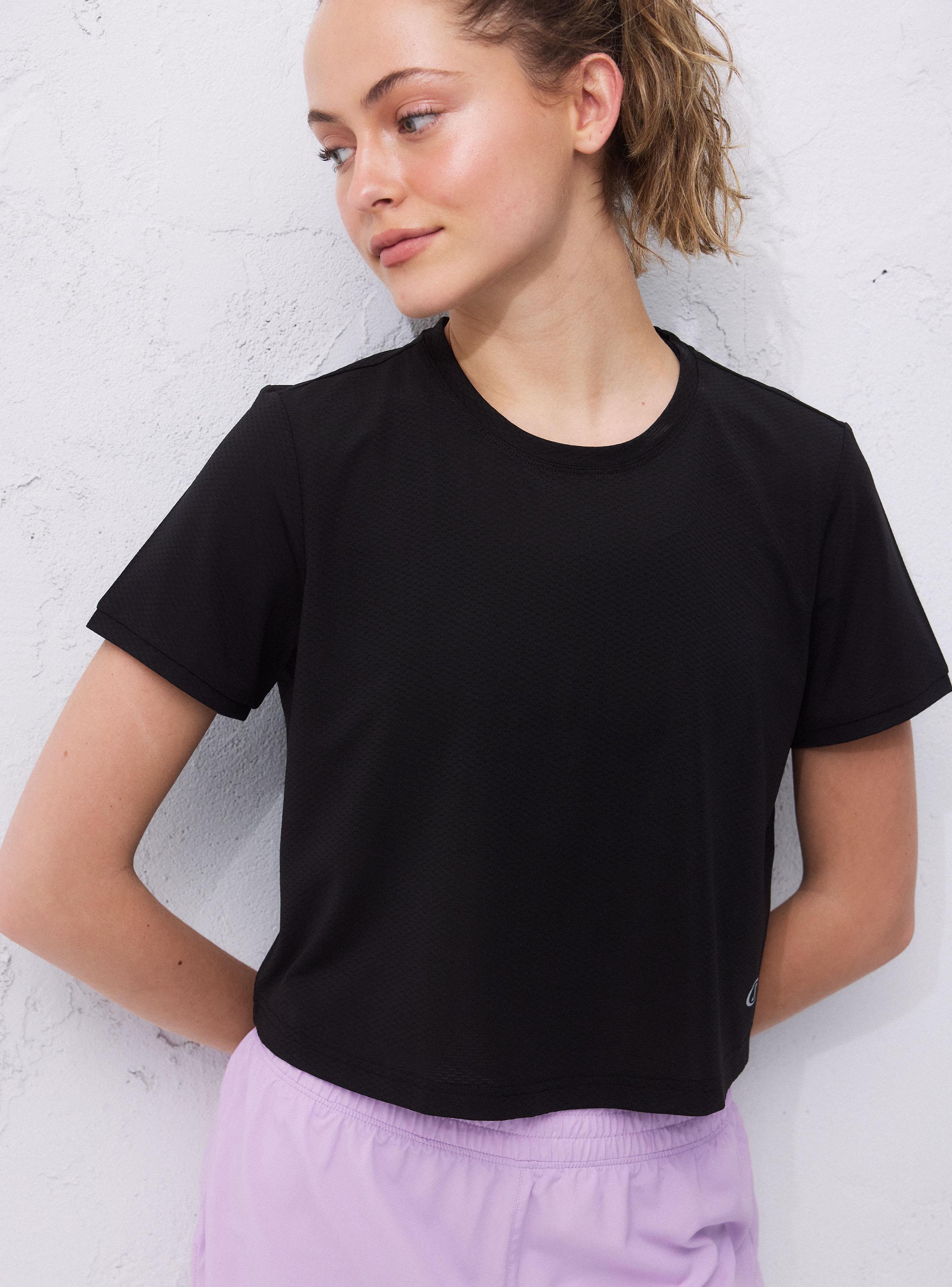 Polera Crop Respirable-3