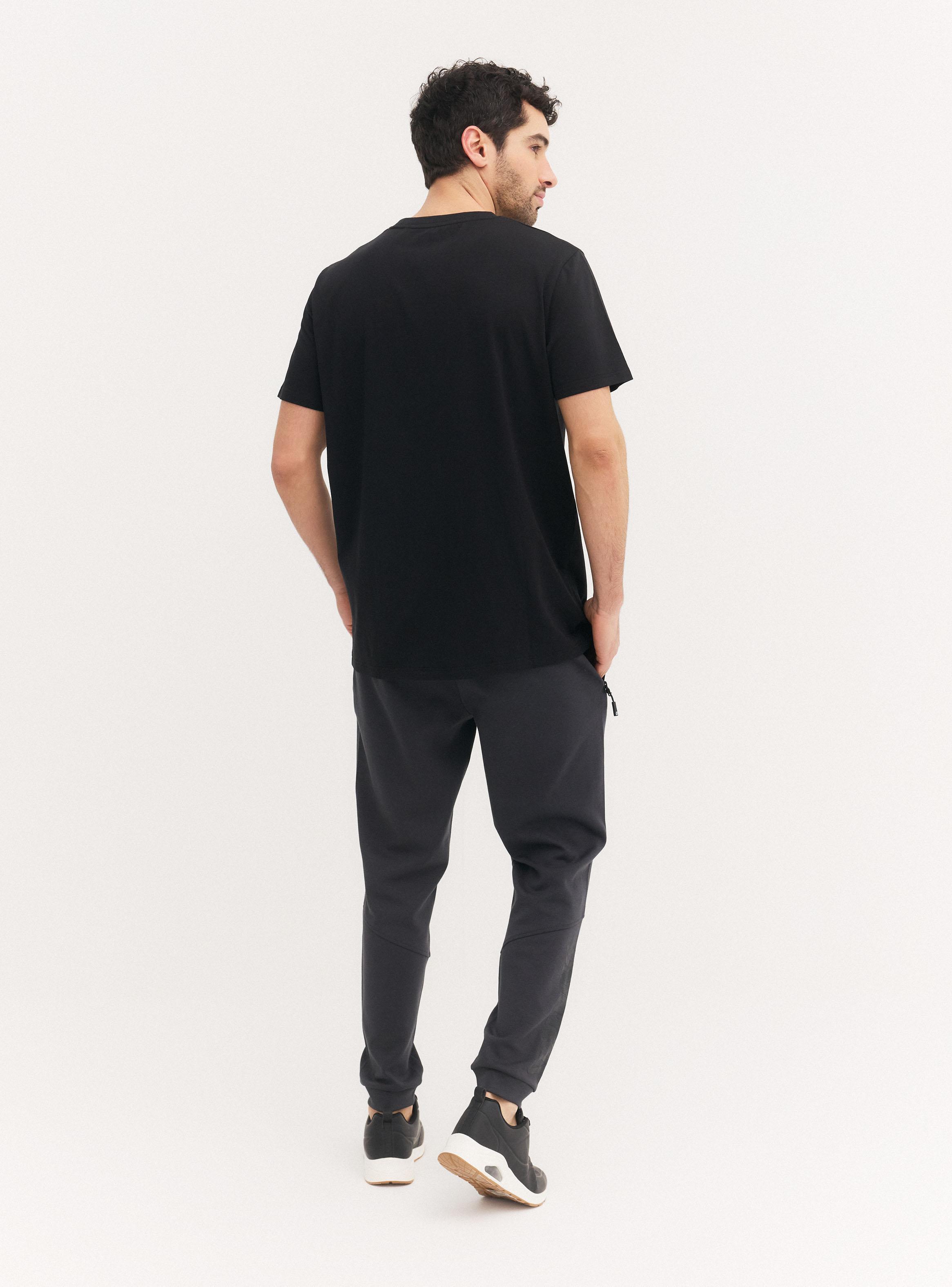 Polera Diseño Sobre relieve-5