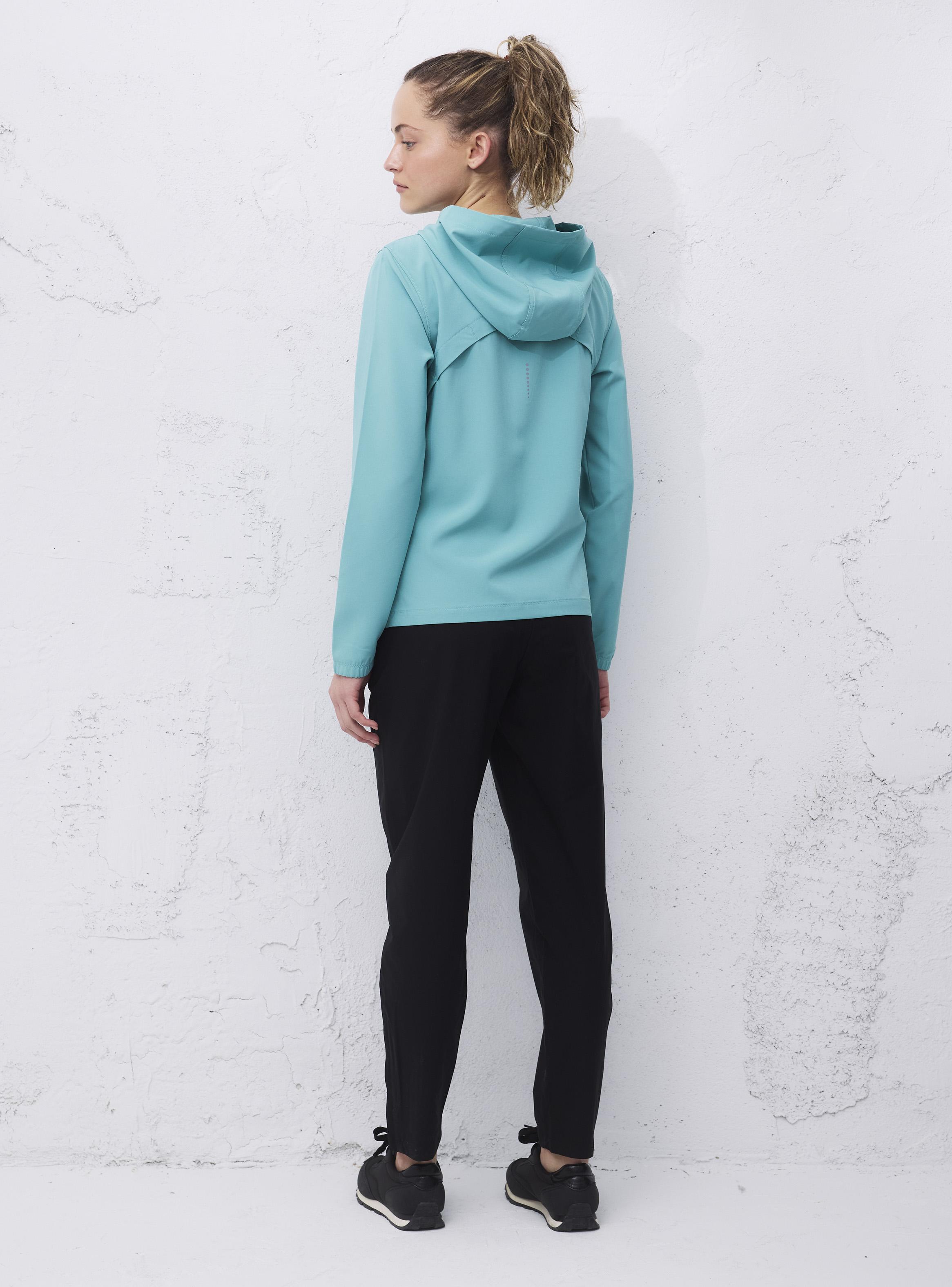 Chaqueta Ligera Deportiva-5