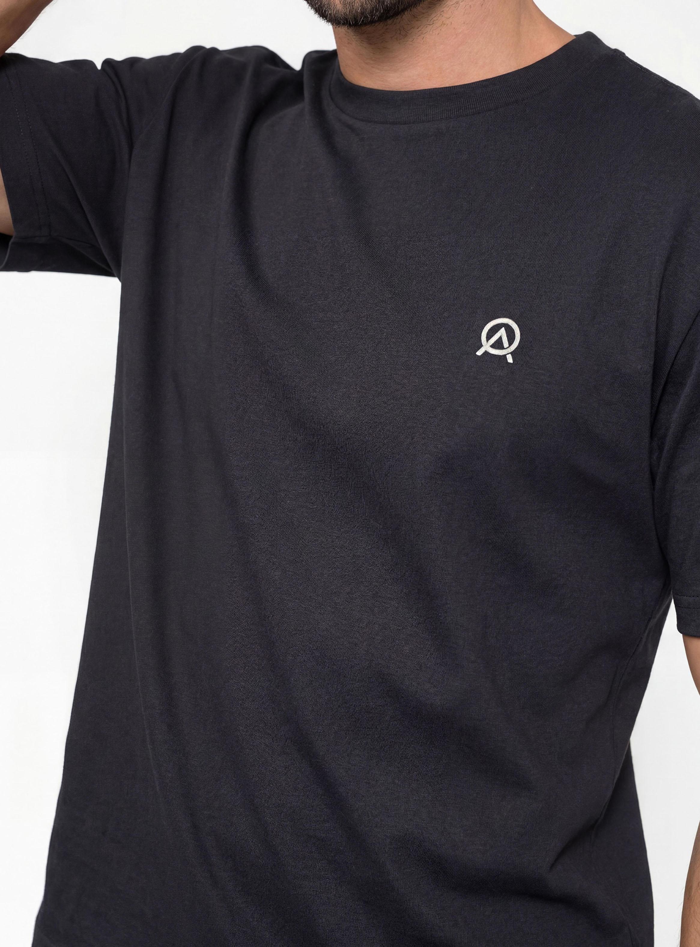 Polera Lisa Estampado Logo-3