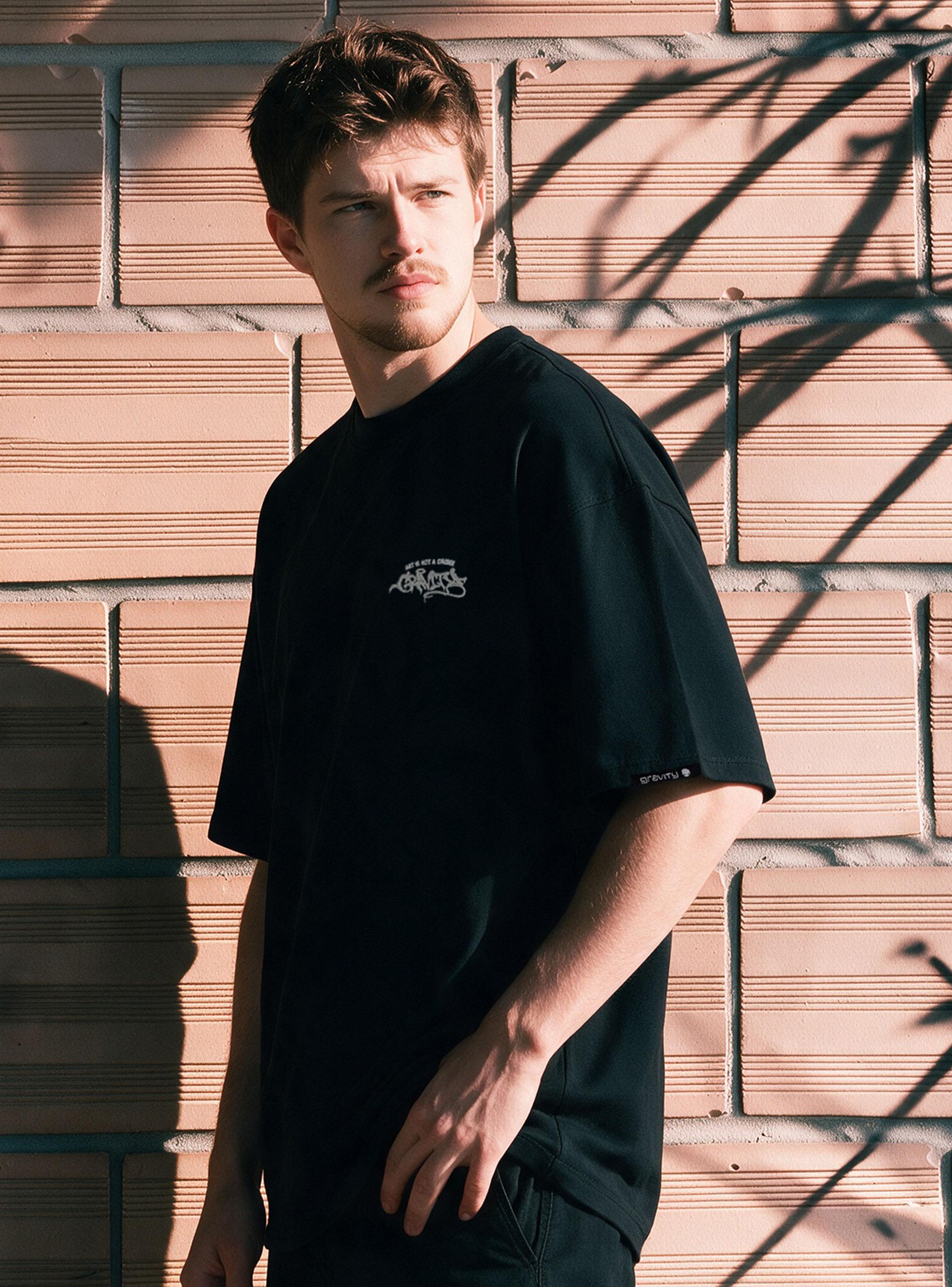 Polera Oversize Graff-2