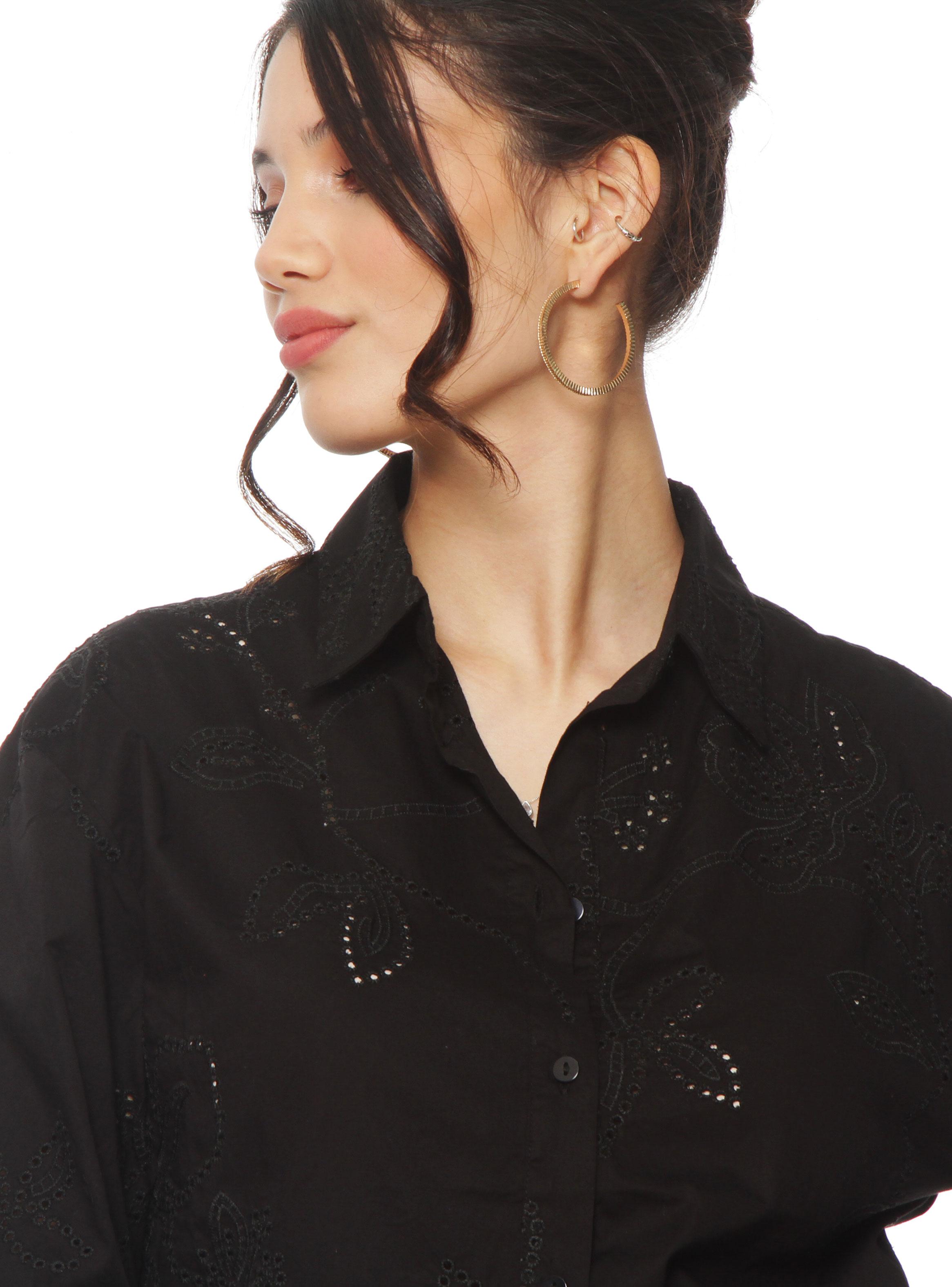 Blusa Embroidery Abotonada en Delantero-2