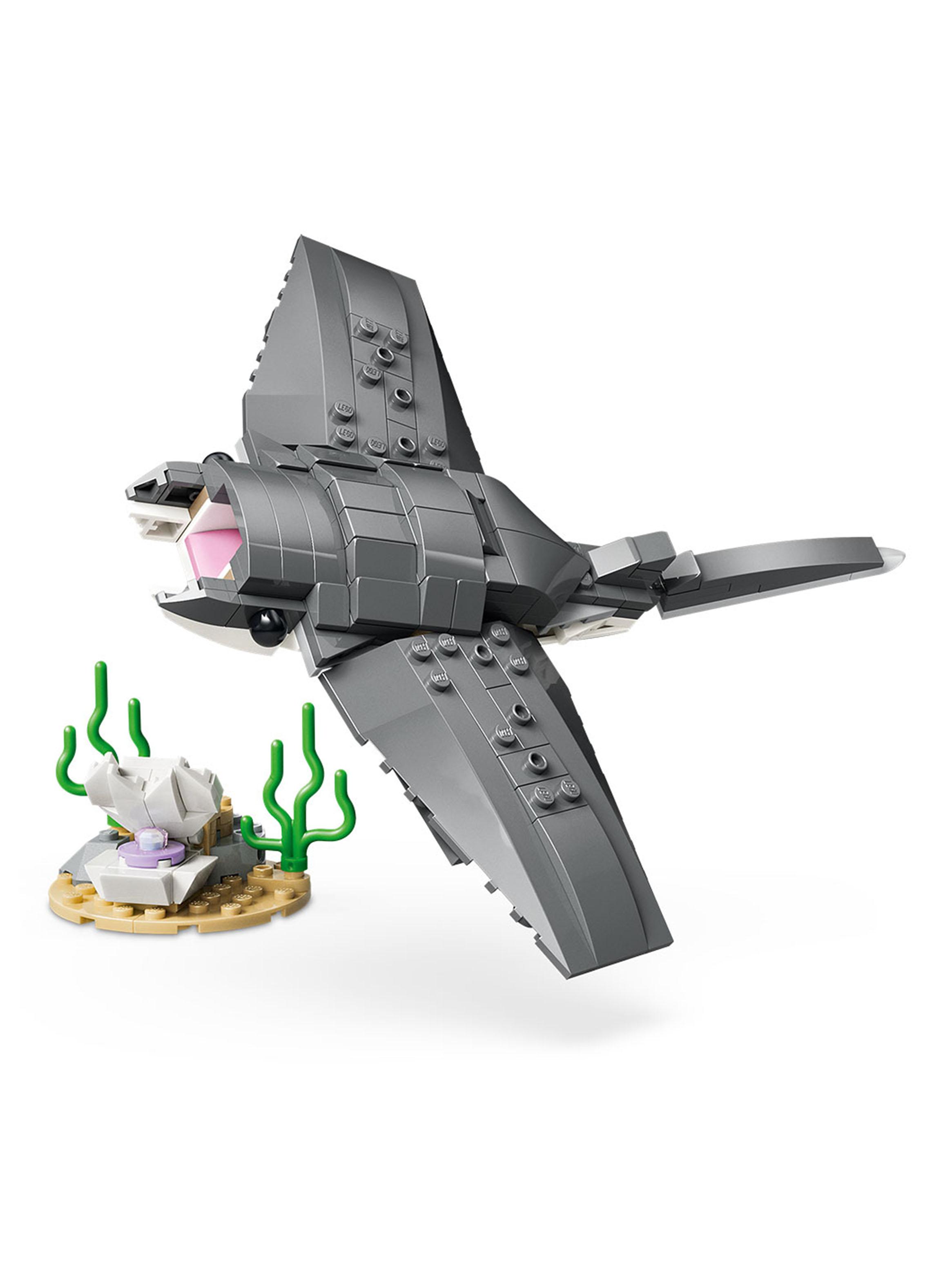 Lego Tiburón Feroz con Cofre del Tesoro Creator-2