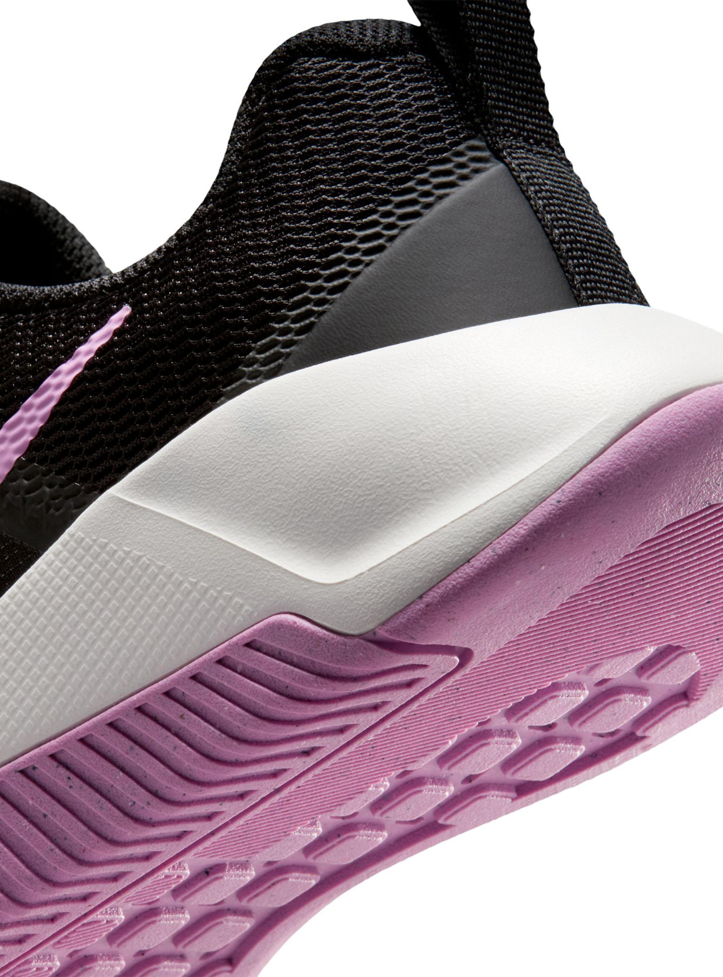 Zapatilla Training Mujer W Nk Mc Trainer 3-3