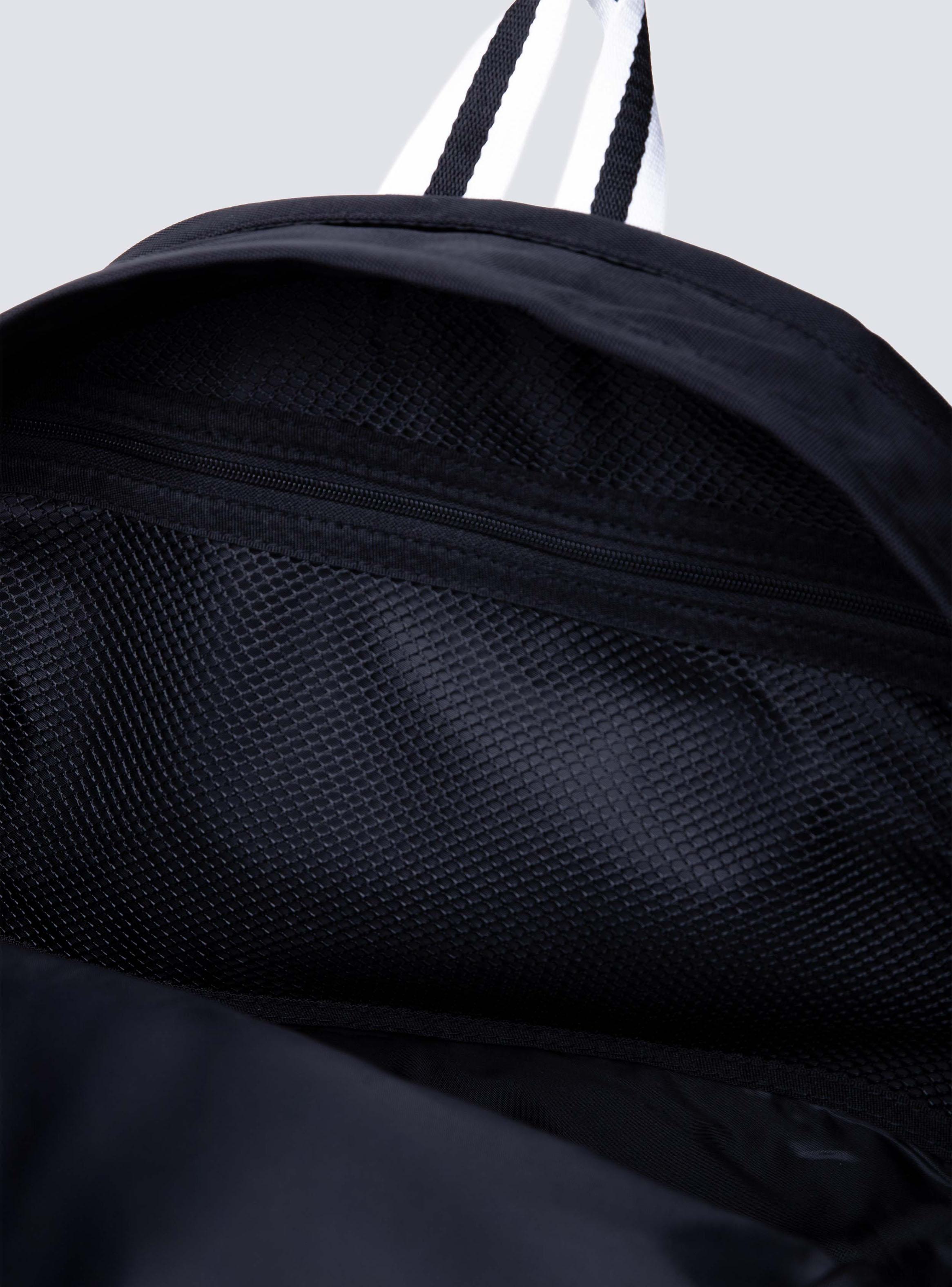 Mochila Urbana Nostalgic Bts-2