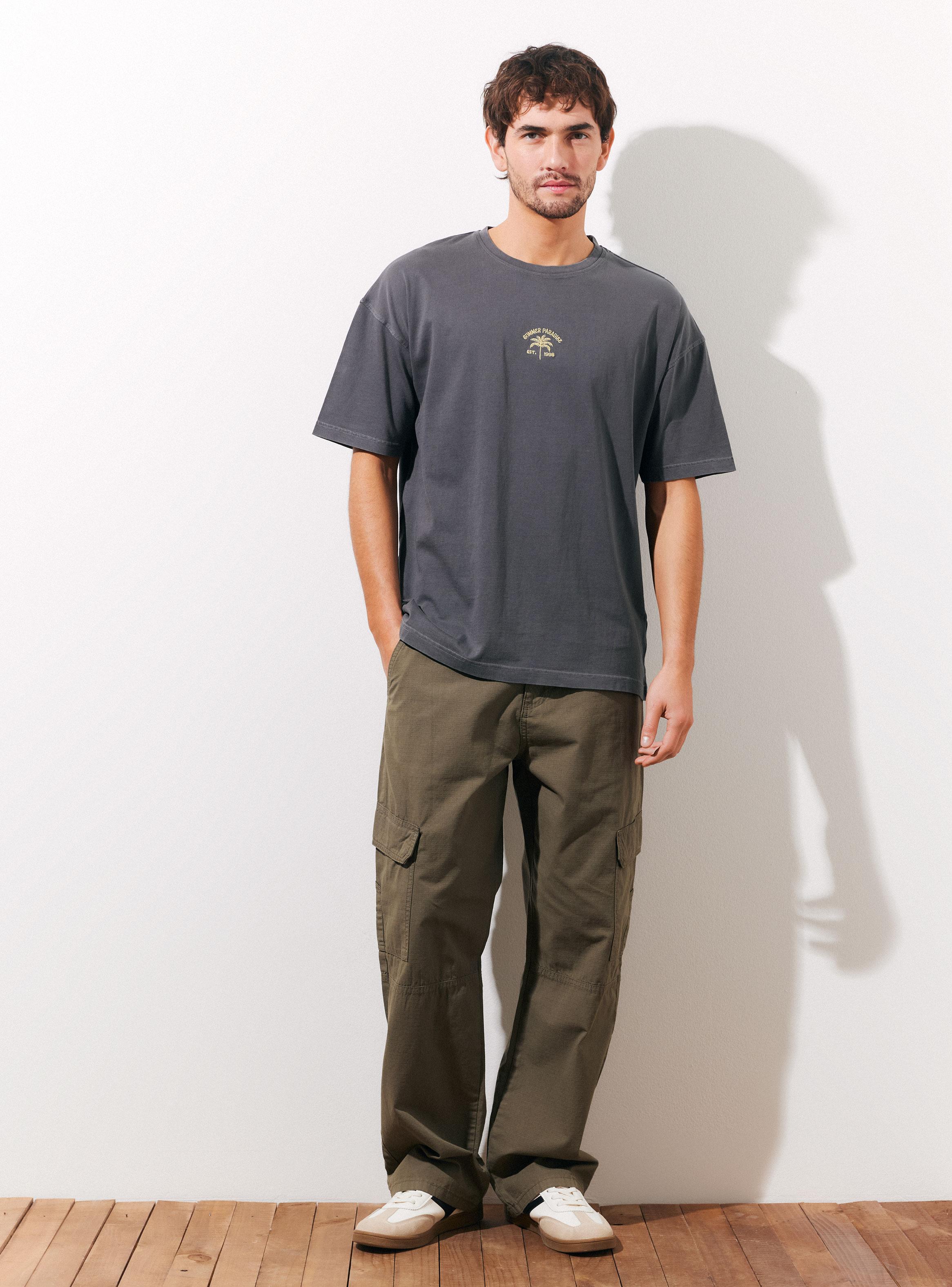 Polera Bordado Frontal-4