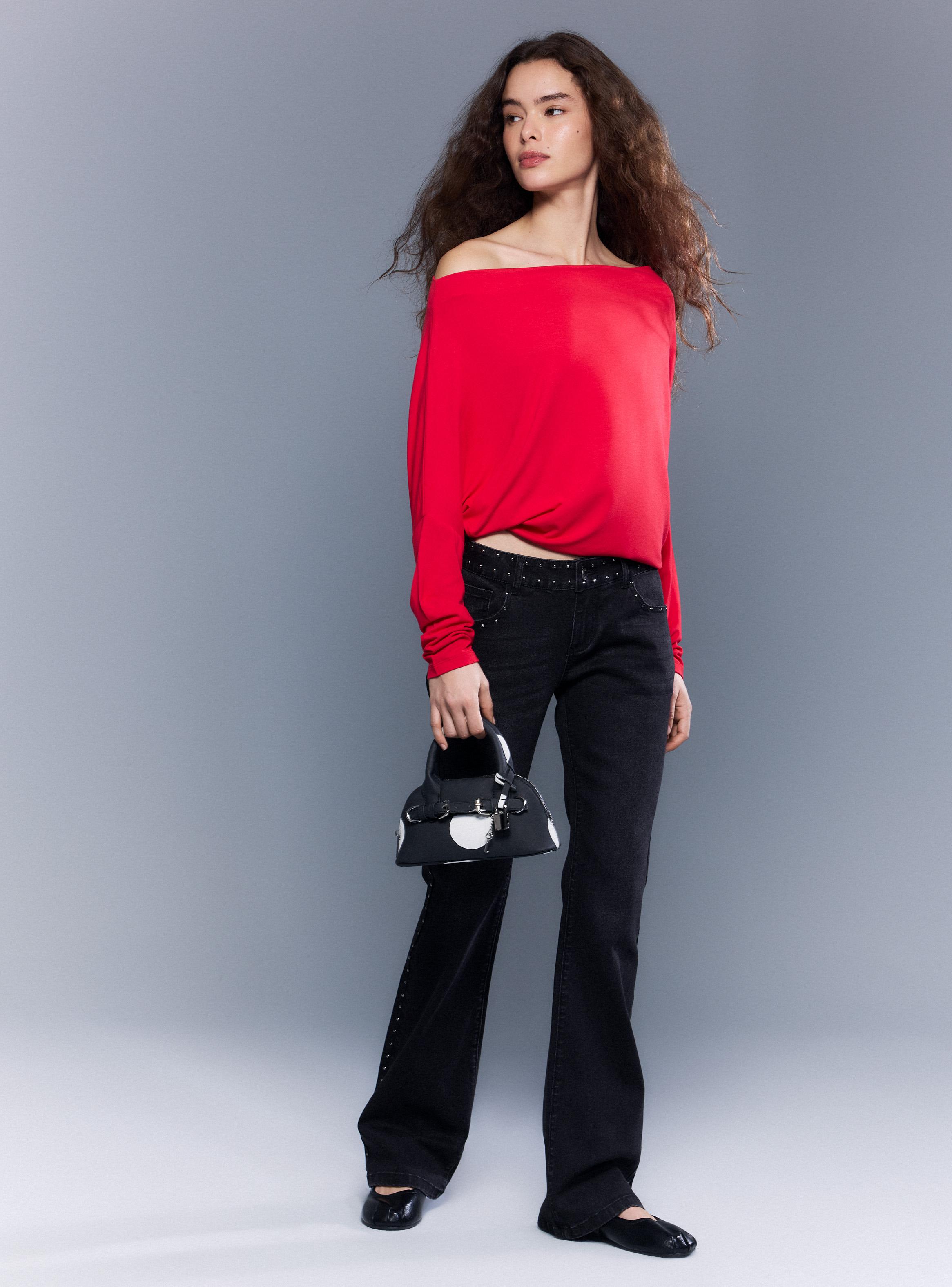 Jeans Flare Fit Tiro Medio con Tachas Elasticado-4