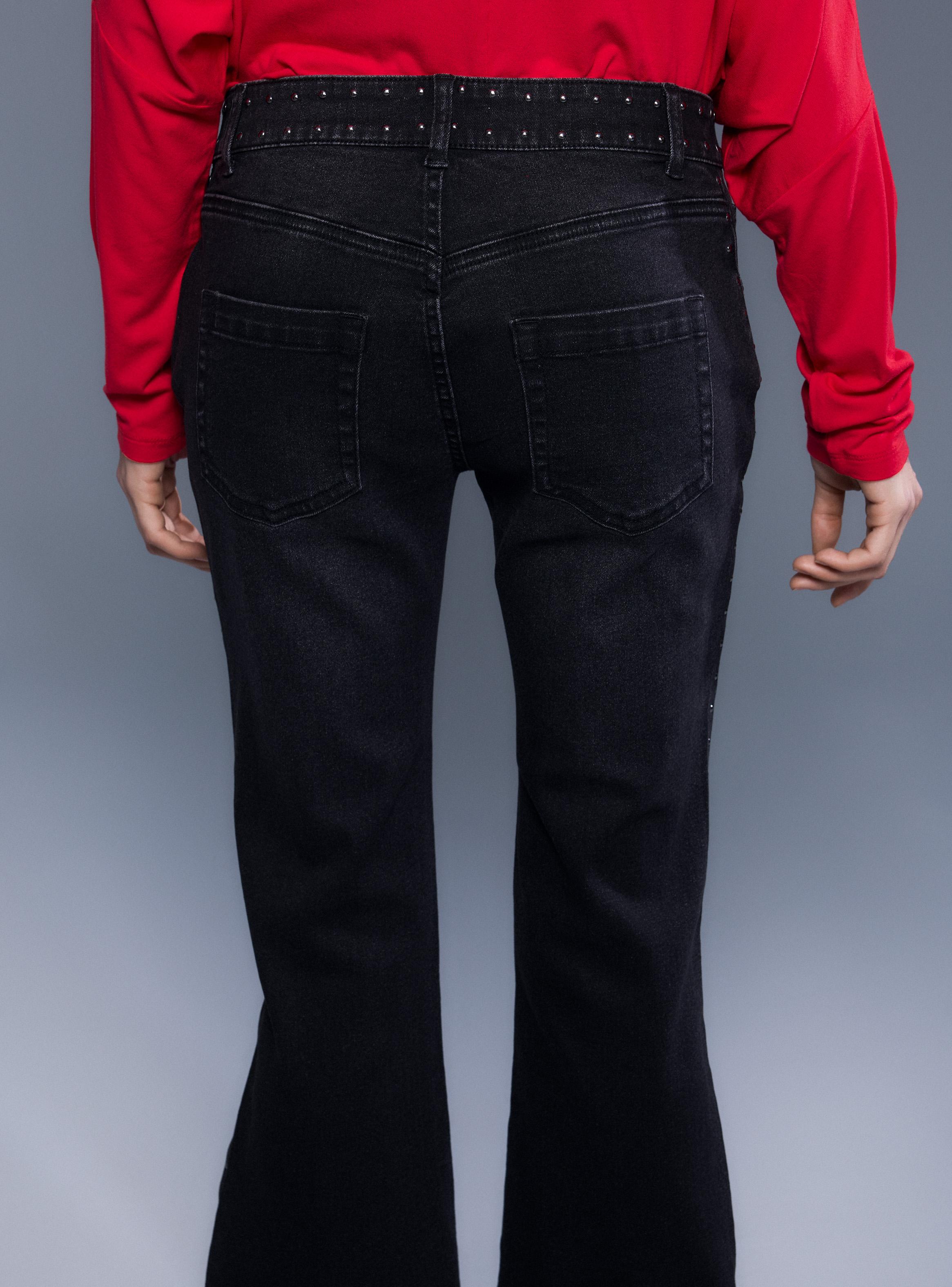 Jeans Flare Fit Tiro Medio con Tachas Elasticado-3