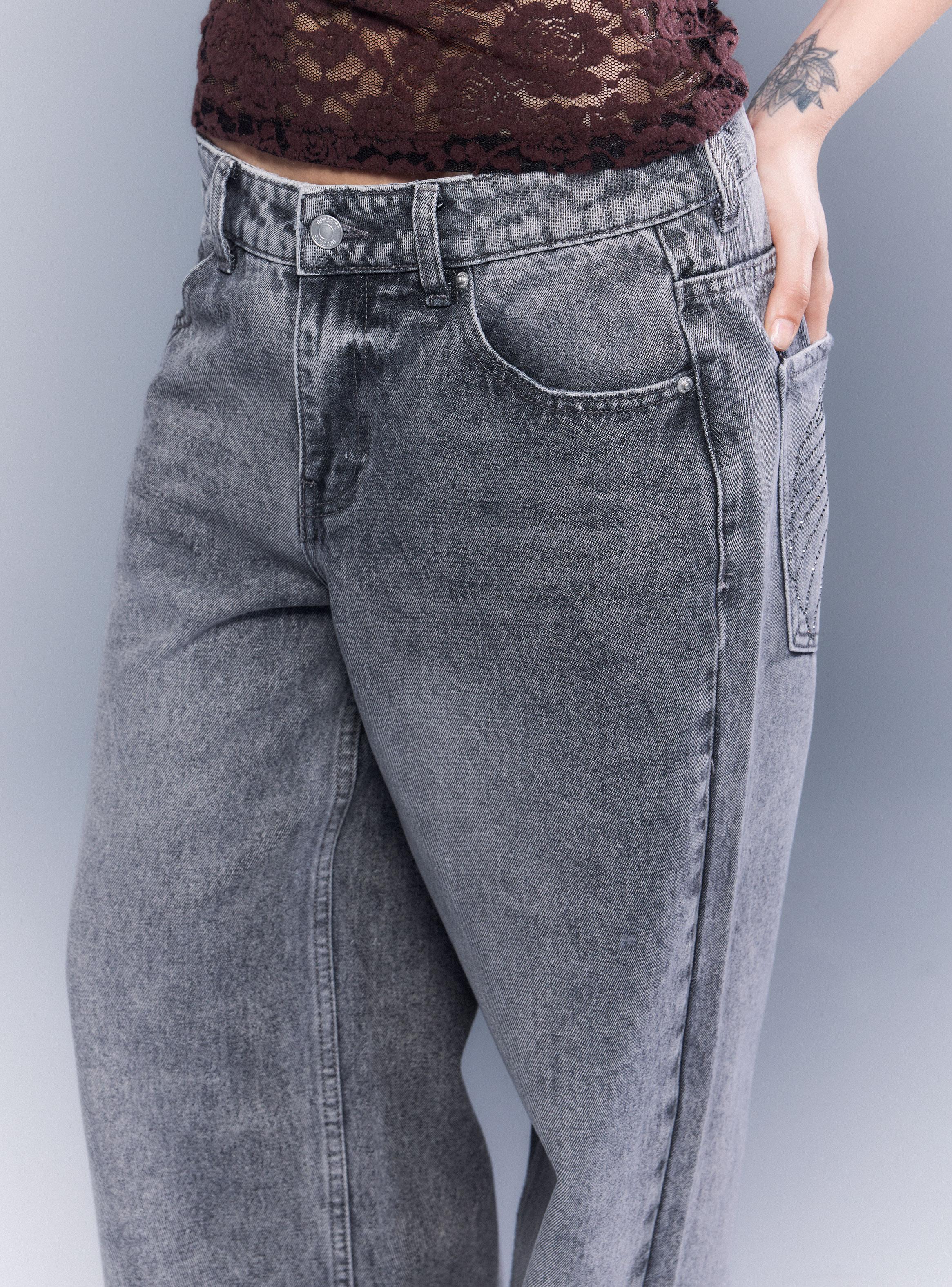 Jeans Straight Wide Leg Tiro Medio con Brillos Atrás-2