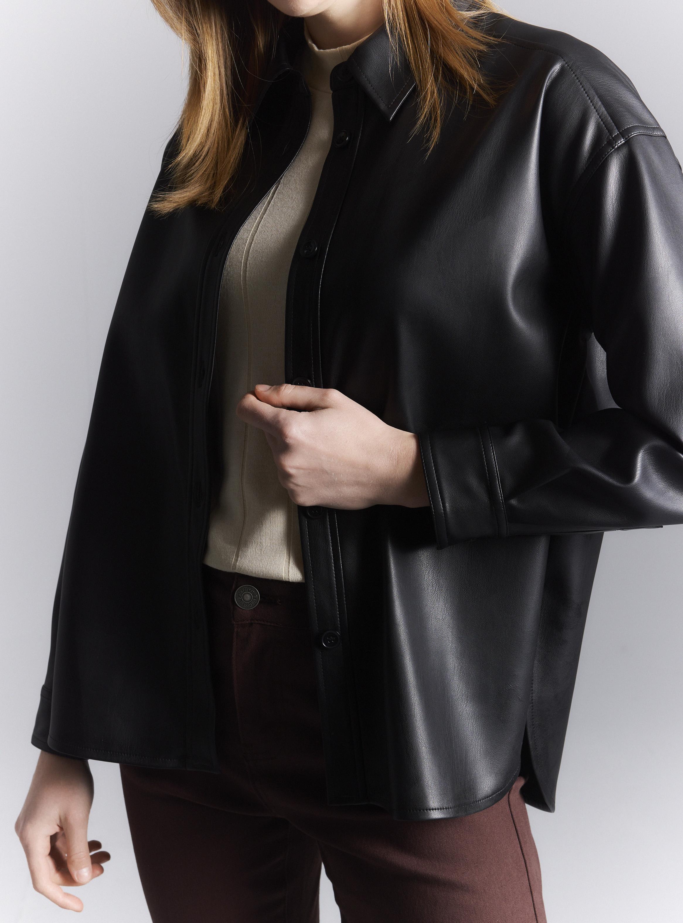 Blusa Cuero Sintético Corte Recto-3