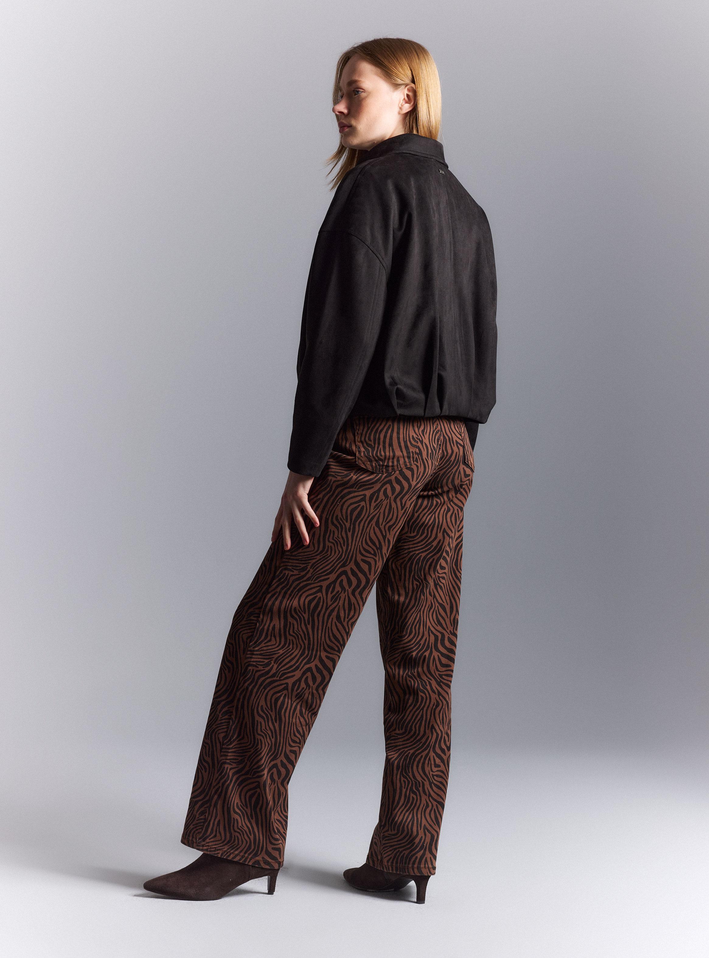 Chaqueta Bomber Oversize con Cierre Frontal y Bolsillos Tela-5