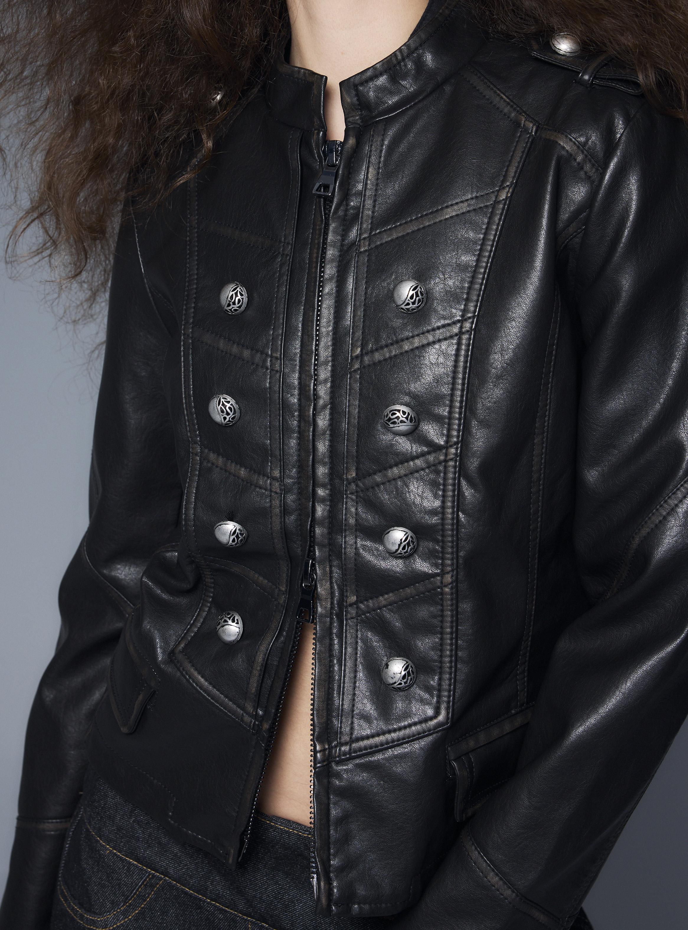 Chaqueta Napoleón con Botones Metálicos Decorativos-3