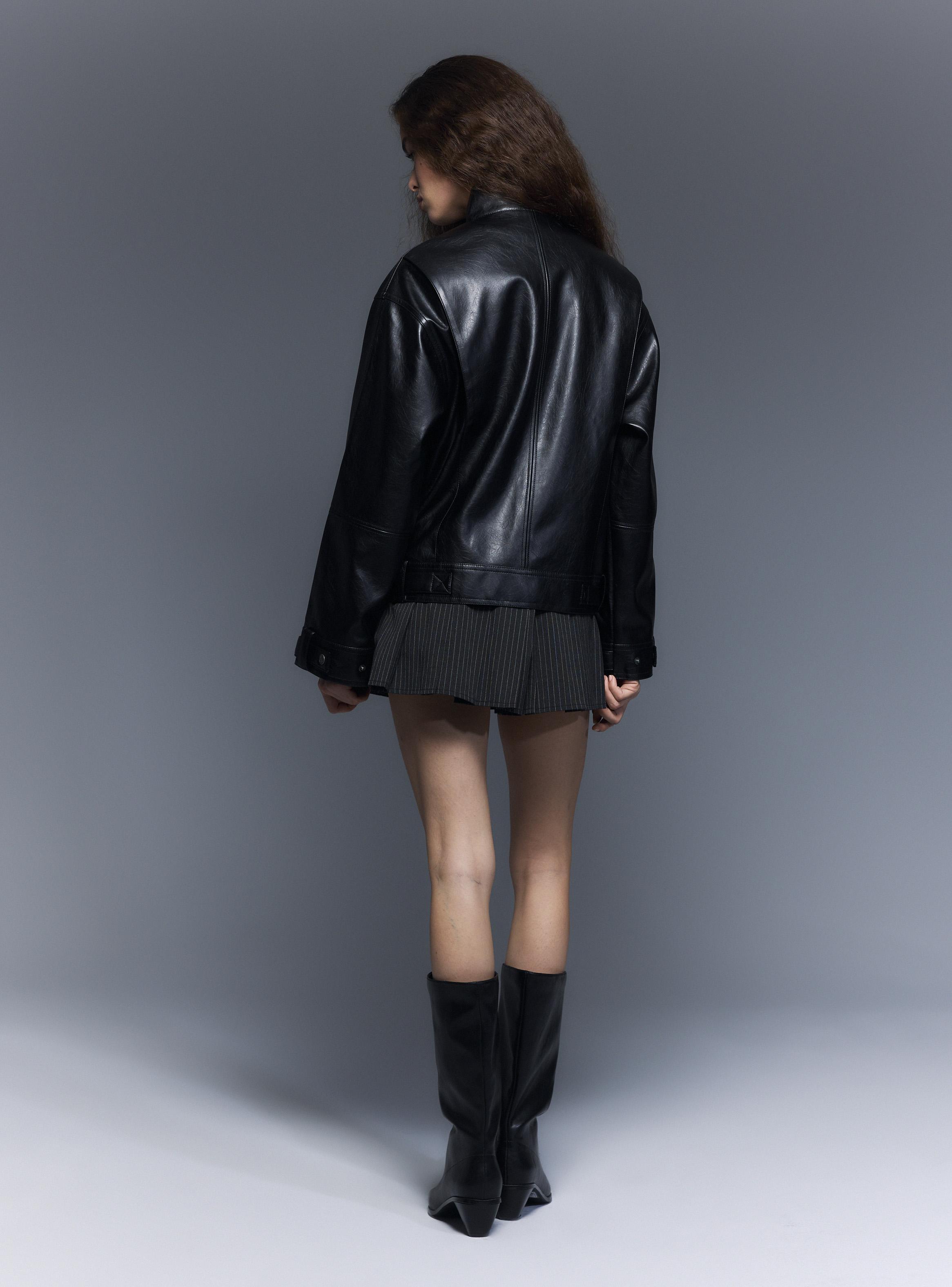 Chaqueta Oversize con Cierre Frontal y Botones-5