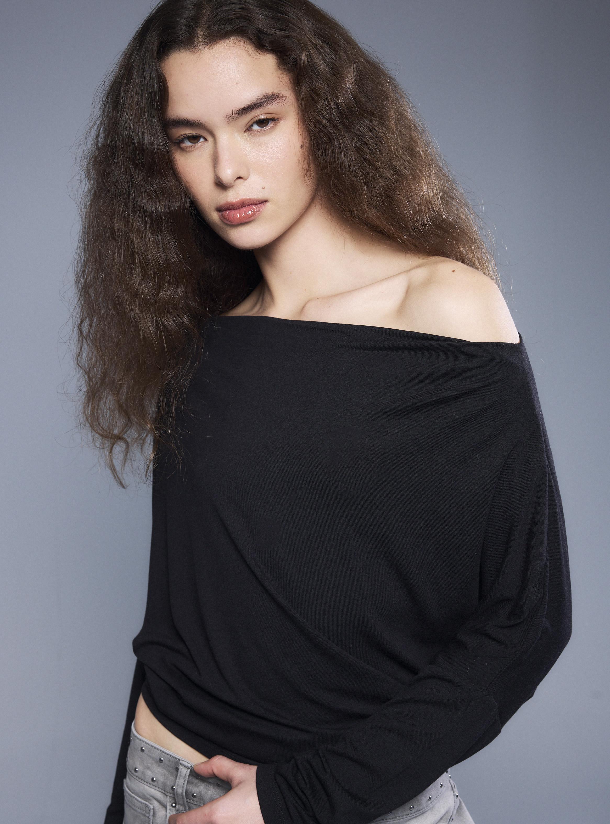 Polera Off Shoulder Manga Larga Cuello Bardot Básica-2
